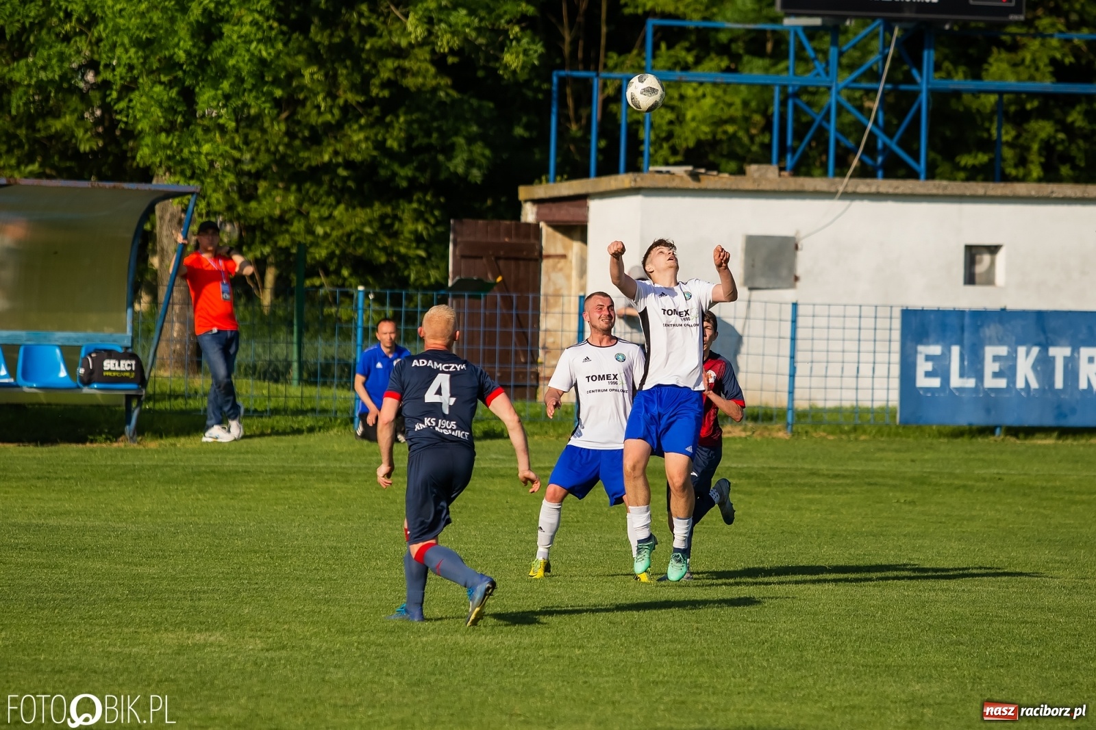 Zdjęcie w galerii na portalu naszraciborz.pl: Klasa okręgowa. Krzanowice lepsze niż Marklowice [FOTO] wiadomości z regionu