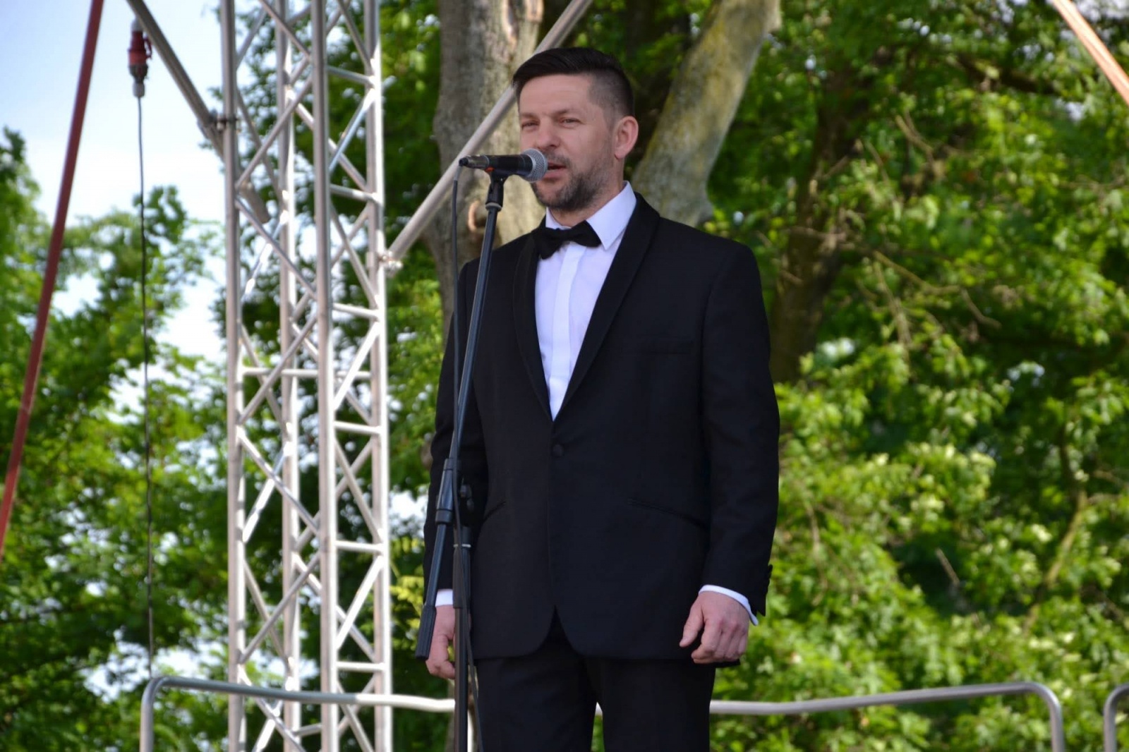 Zdjęcie w galerii na portalu naszraciborz.pl: Operetkowe brzmienia wypełniły zamkowy dziedziniec [FOTO] wiadomości z regionu