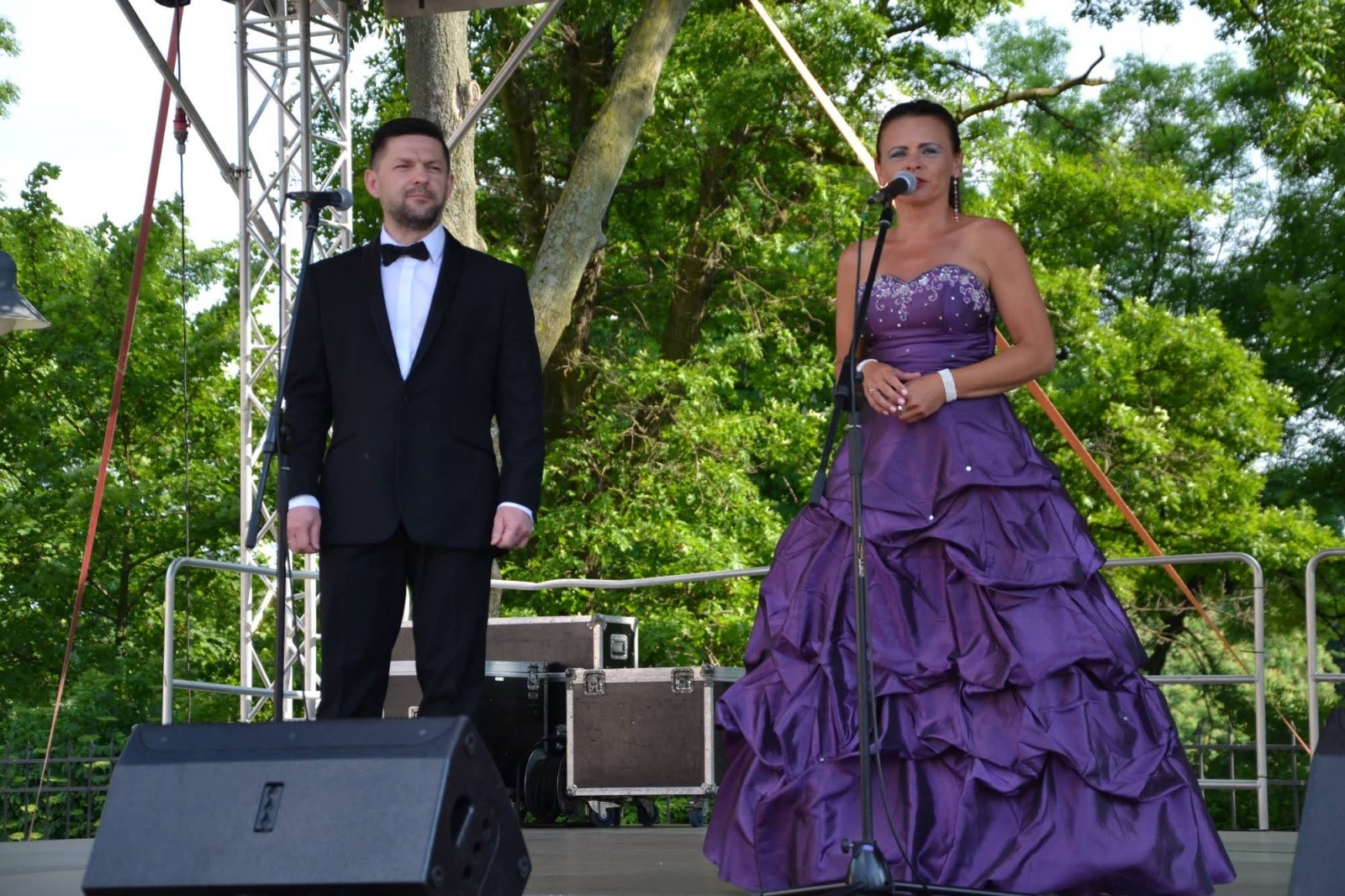 Zdjęcie w galerii na portalu naszraciborz.pl: Operetkowe brzmienia wypełniły zamkowy dziedziniec [FOTO] wiadomości z regionu