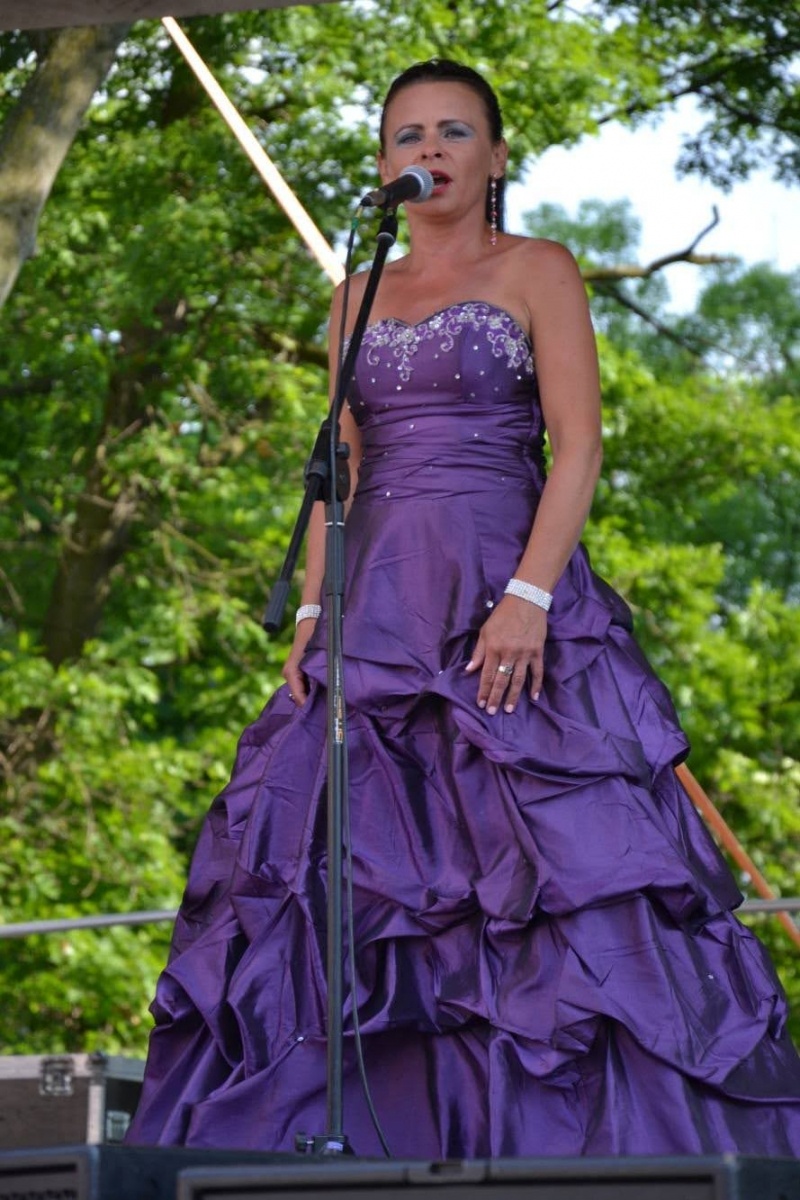 Zdjęcie w galerii na portalu naszraciborz.pl: Operetkowe brzmienia wypełniły zamkowy dziedziniec [FOTO] wiadomości z regionu