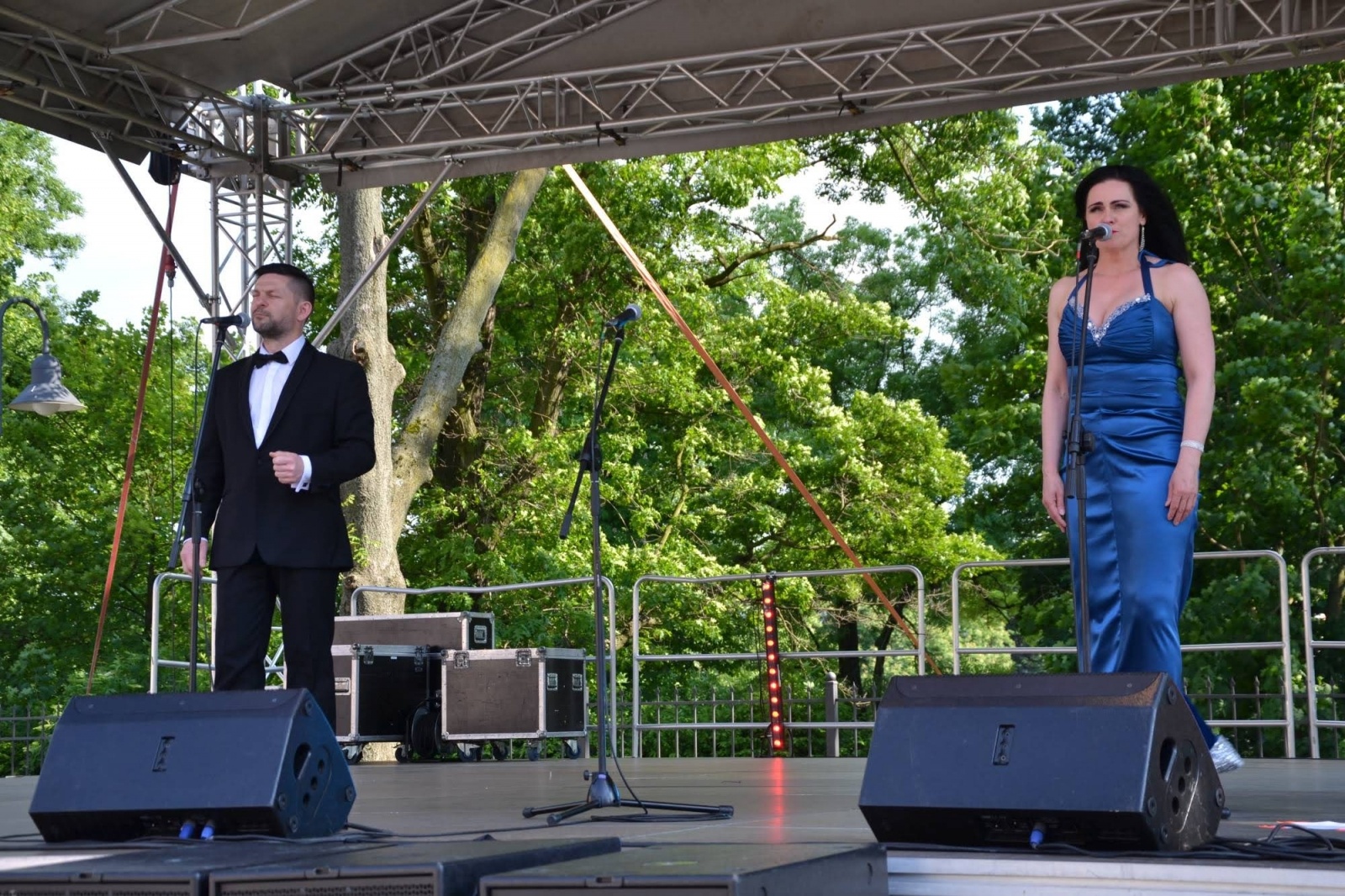 Zdjęcie w galerii na portalu naszraciborz.pl: Operetkowe brzmienia wypełniły zamkowy dziedziniec [FOTO] wiadomości z regionu