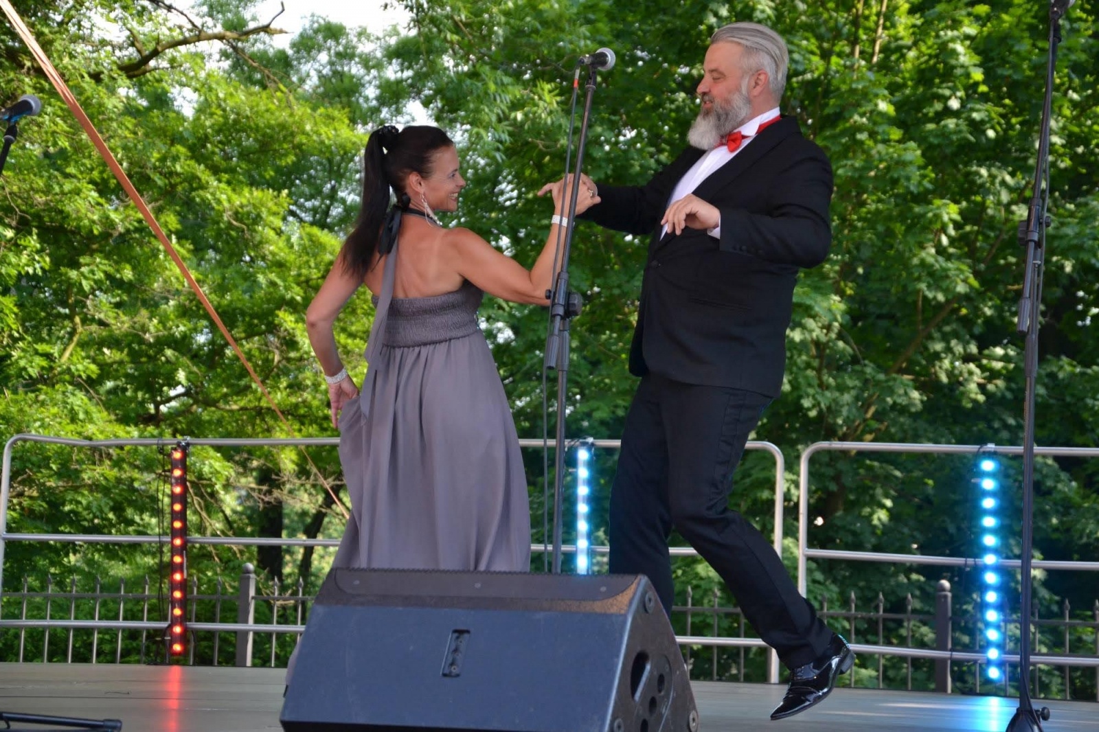 Zdjęcie w galerii na portalu naszraciborz.pl: Operetkowe brzmienia wypełniły zamkowy dziedziniec [FOTO] wiadomości z regionu