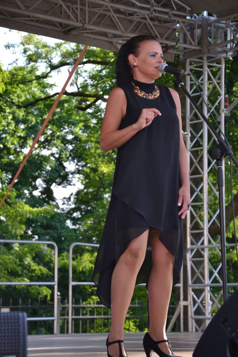 Zdjęcie w galerii na portalu naszraciborz.pl: Operetkowe brzmienia wypełniły zamkowy dziedziniec [FOTO] wiadomości z regionu