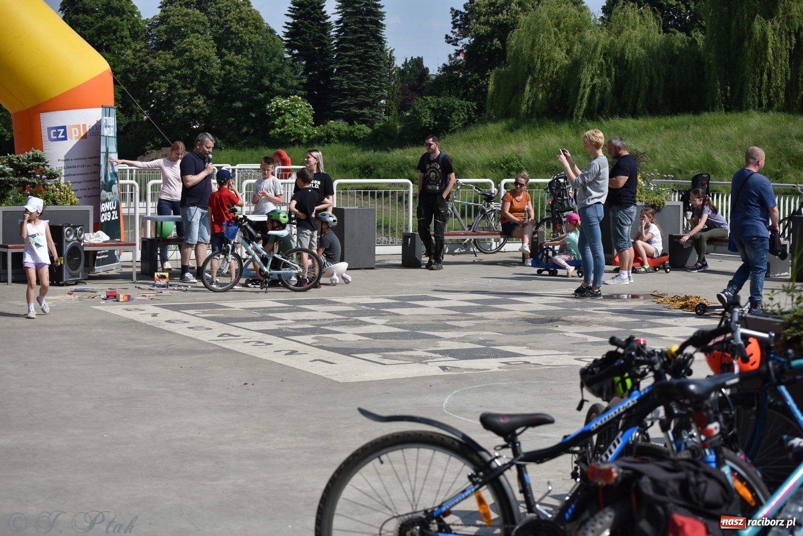 Zdjęcie w galerii na portalu naszraciborz.pl: Familijny finał Ty-Godnia Dziecka w Raciborzu [FOTO i WIDEO] wiadomości z regionu