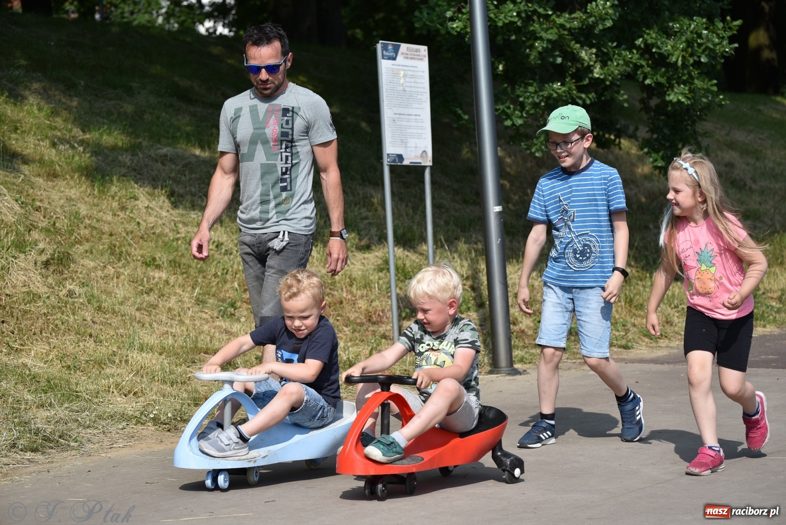 Zdjęcie w galerii na portalu naszraciborz.pl: Familijny finał Ty-Godnia Dziecka w Raciborzu [FOTO i WIDEO] wiadomości z regionu