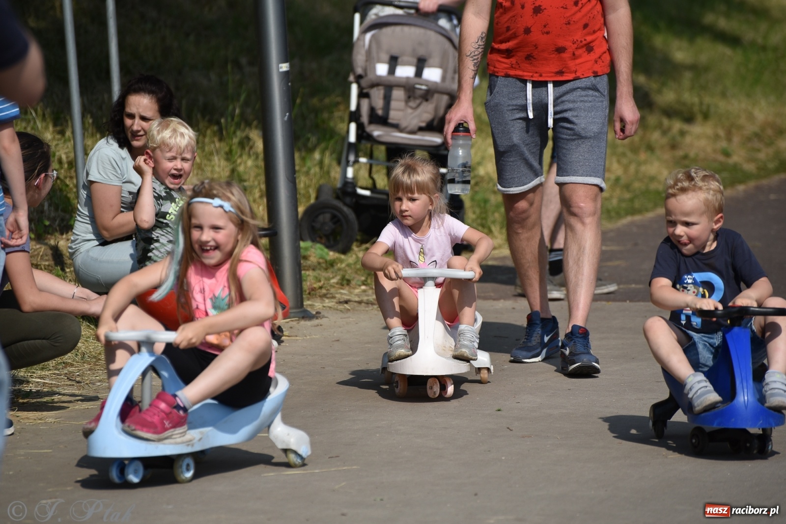 Zdjęcie w galerii na portalu naszraciborz.pl: Familijny finał Ty-Godnia Dziecka w Raciborzu [FOTO i WIDEO] wiadomości z regionu