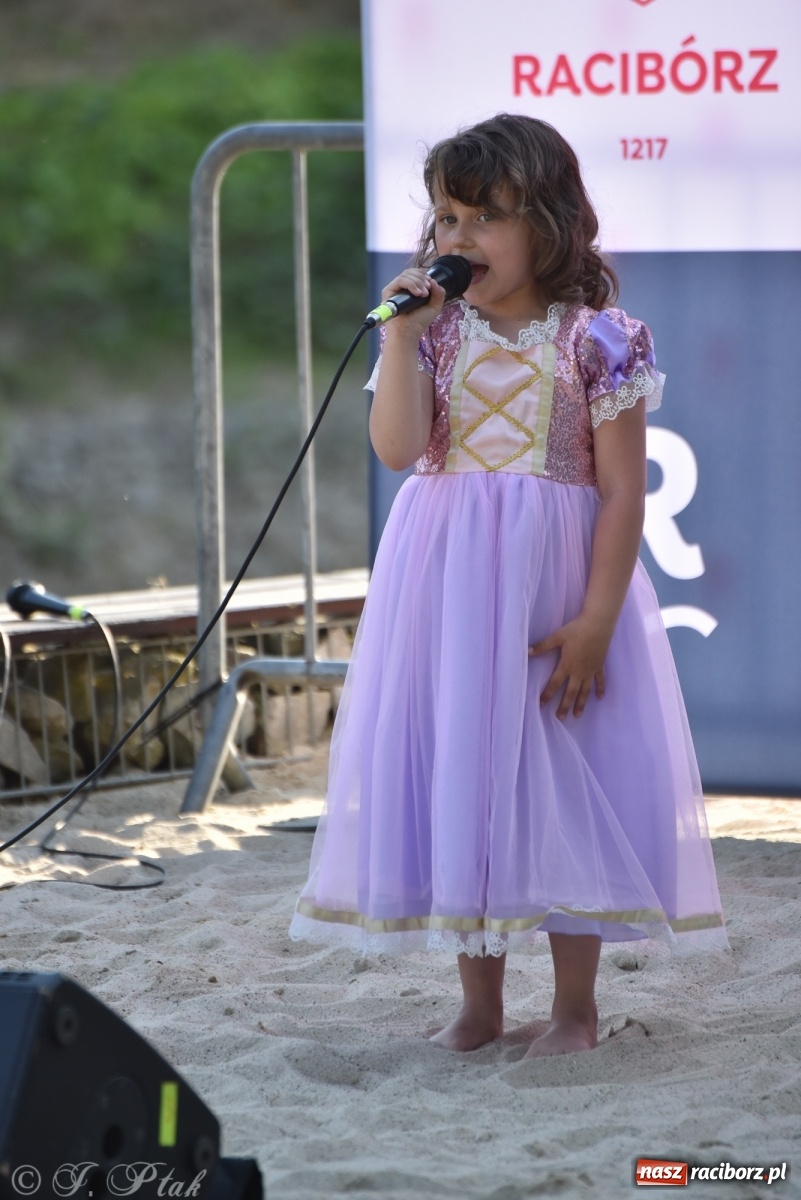 Zdjęcie w galerii na portalu naszraciborz.pl: Familijny finał Ty-Godnia Dziecka w Raciborzu [FOTO i WIDEO] wiadomości z regionu