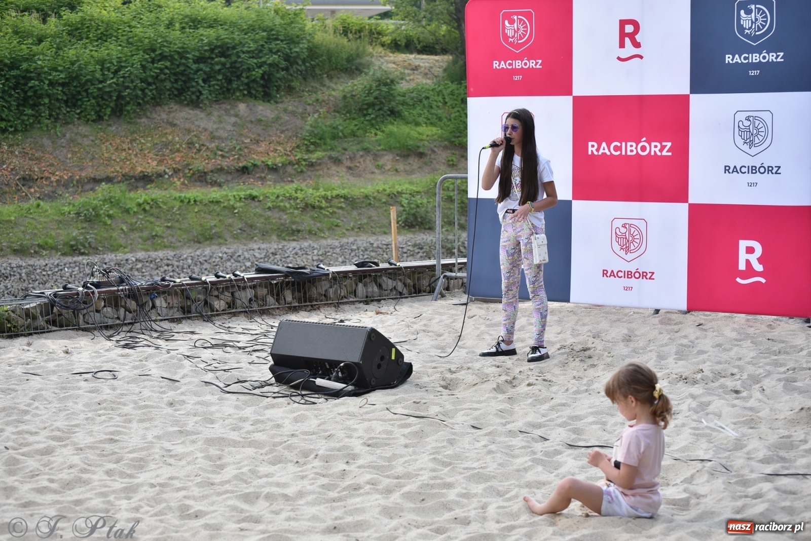 Zdjęcie w galerii na portalu naszraciborz.pl: Familijny finał Ty-Godnia Dziecka w Raciborzu [FOTO i WIDEO] wiadomości z regionu