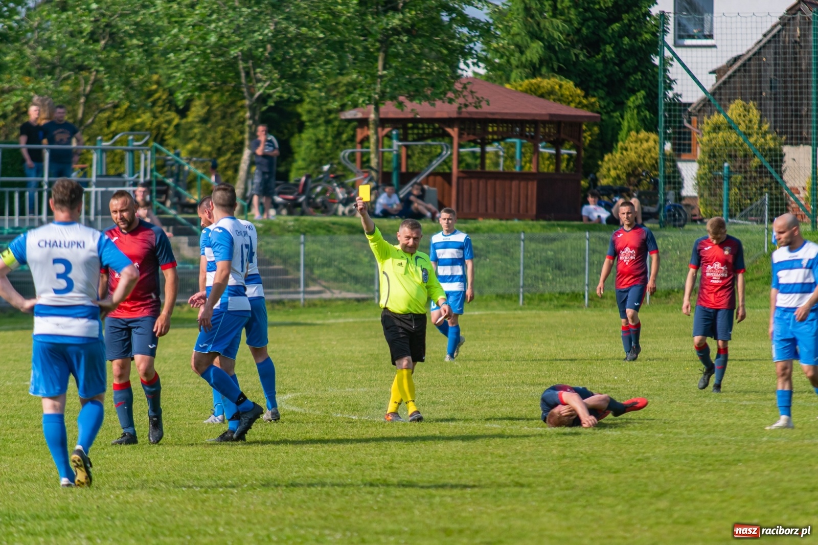 Zdjęcie w galerii na portalu naszraciborz.pl: Kobylski Płomień zgaszony! Chałupki odbiły się od dna [FOTO] wiadomości z regionu