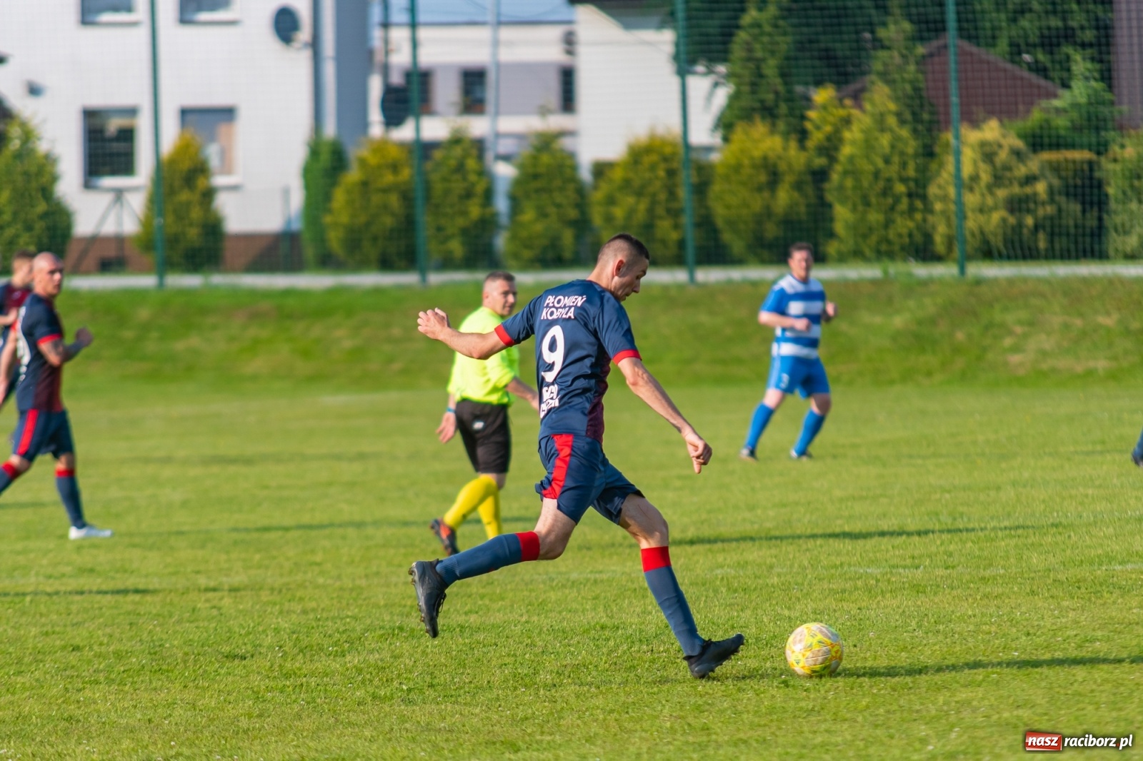 Zdjęcie w galerii na portalu naszraciborz.pl: Kobylski Płomień zgaszony! Chałupki odbiły się od dna [FOTO] wiadomości z regionu