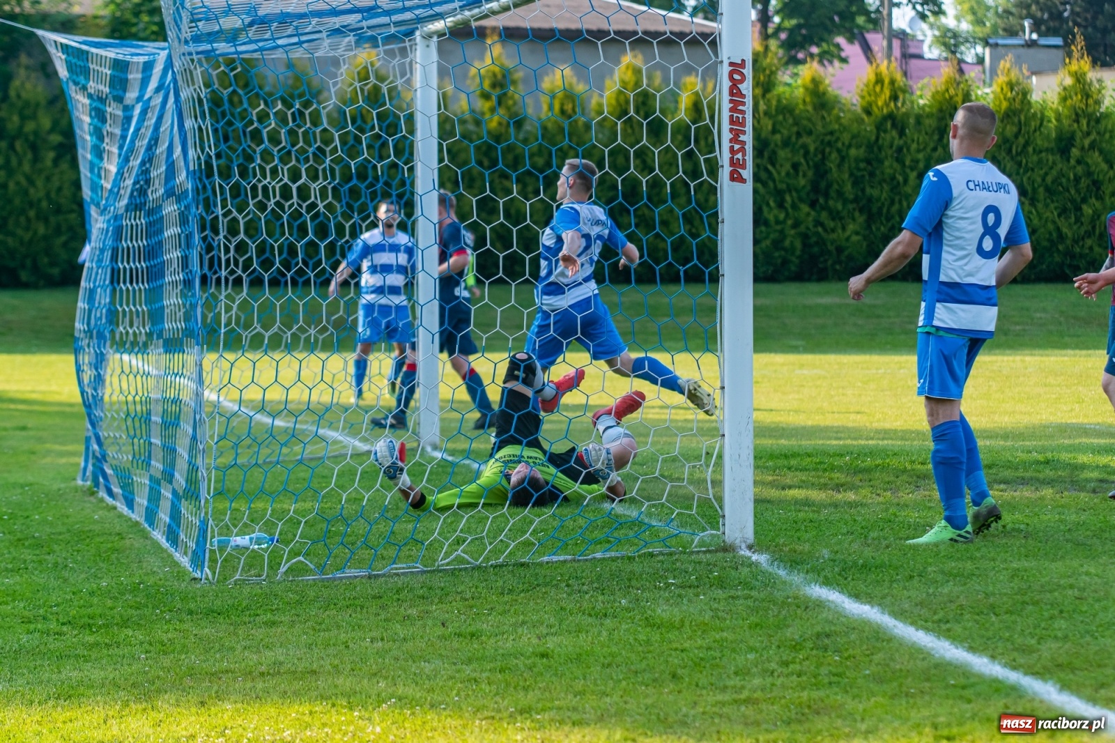 Zdjęcie w galerii na portalu naszraciborz.pl: Kobylski Płomień zgaszony! Chałupki odbiły się od dna [FOTO] wiadomości z regionu