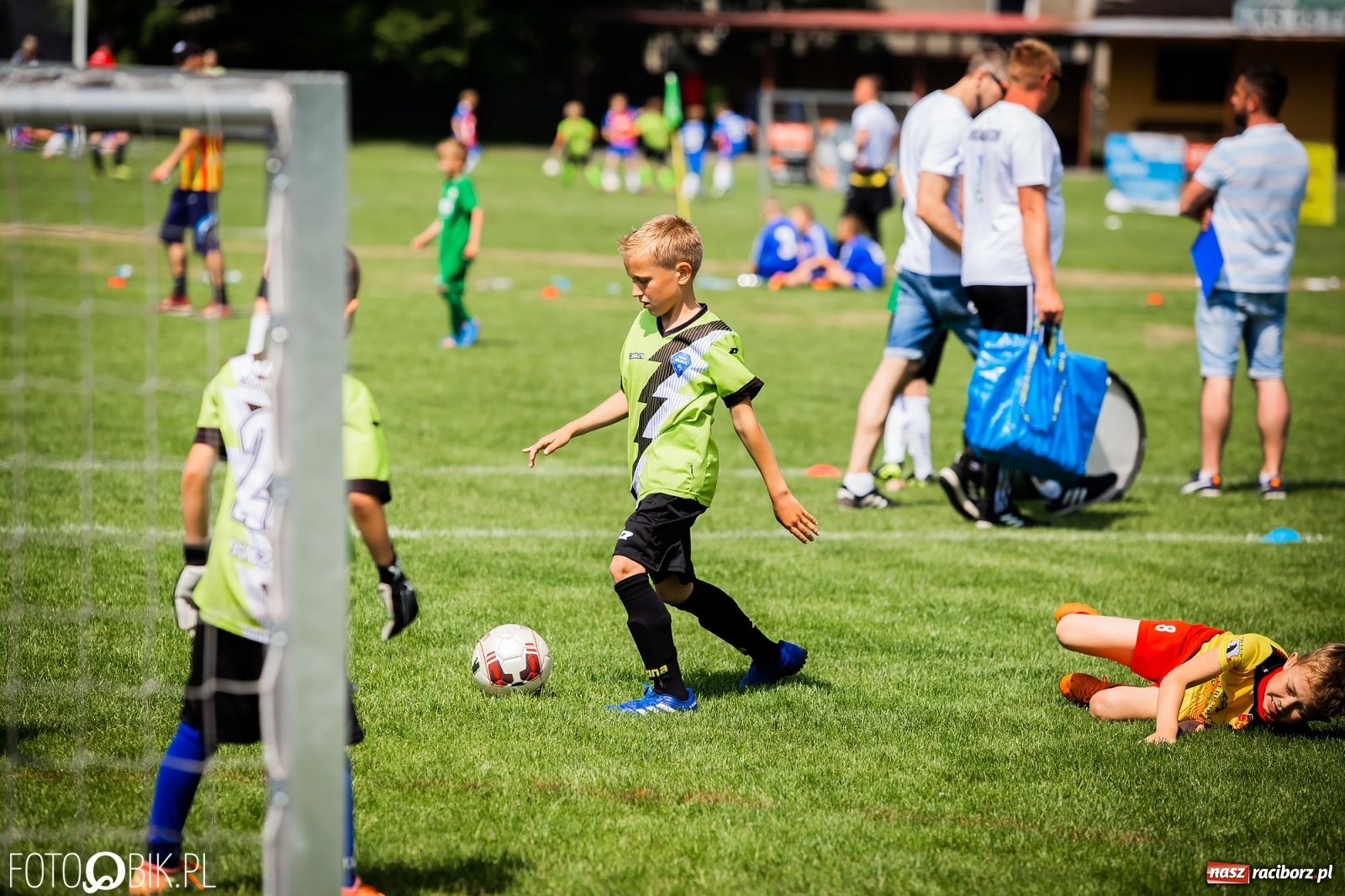 Zdjęcie w galerii na portalu naszraciborz.pl: Rywalizacja rocznika 2013 podczas Tworków Cup 2021 [FOTO] wiadomości z regionu
