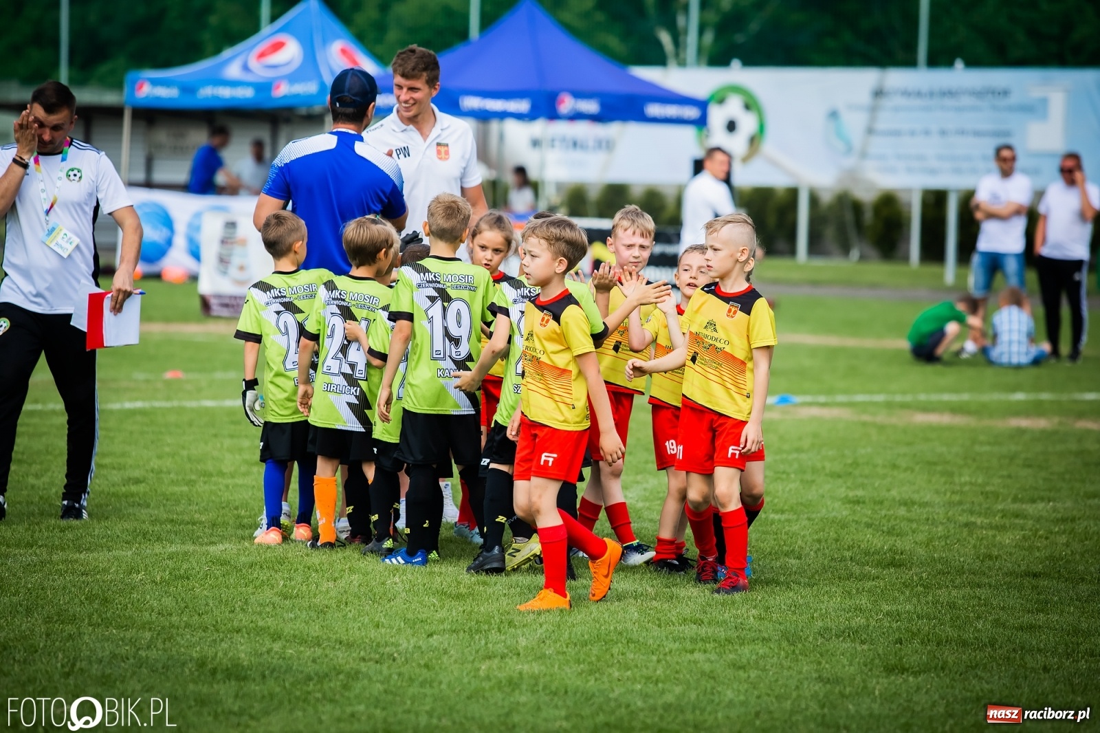 Zdjęcie w galerii na portalu naszraciborz.pl: Rywalizacja rocznika 2013 podczas Tworków Cup 2021 [FOTO] wiadomości z regionu