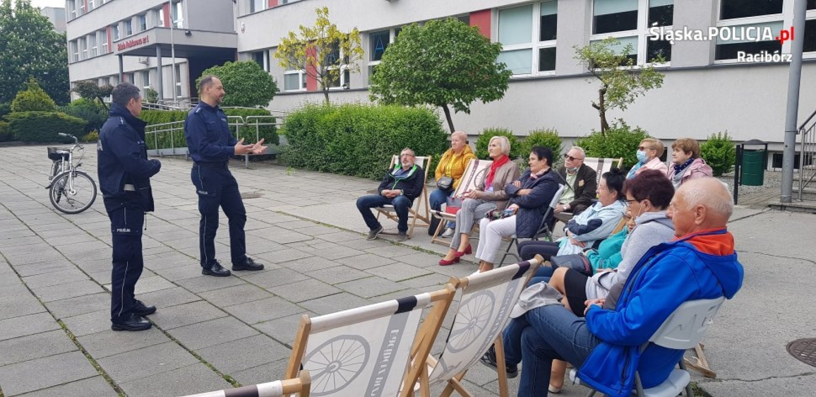Zdjęcie w galerii na portalu naszraciborz.pl: Świadomy senior. Spotkania z raciborskimi policjantami wiadomości z regionu