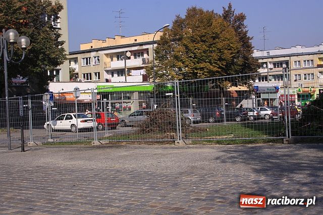 Zdjęcie w galerii na portalu naszraciborz.pl: Przy Rynku ruszyła budowa hotelu  wiadomości z regionu