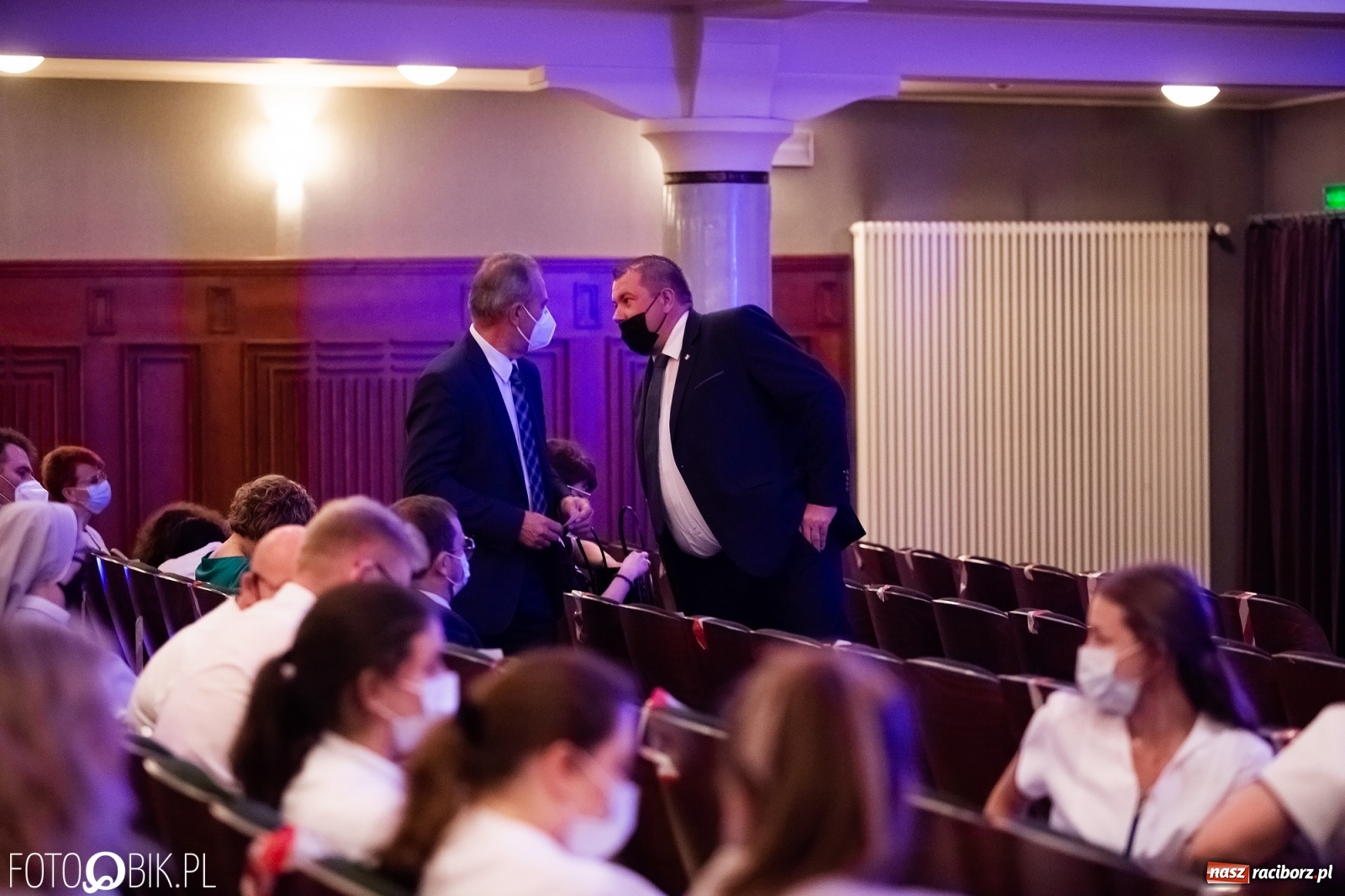 Zdjęcie w galerii na portalu naszraciborz.pl: Czepkowanie w raciborskiej PWSZ z udziałem ministra zdrowia wiadomości z regionu