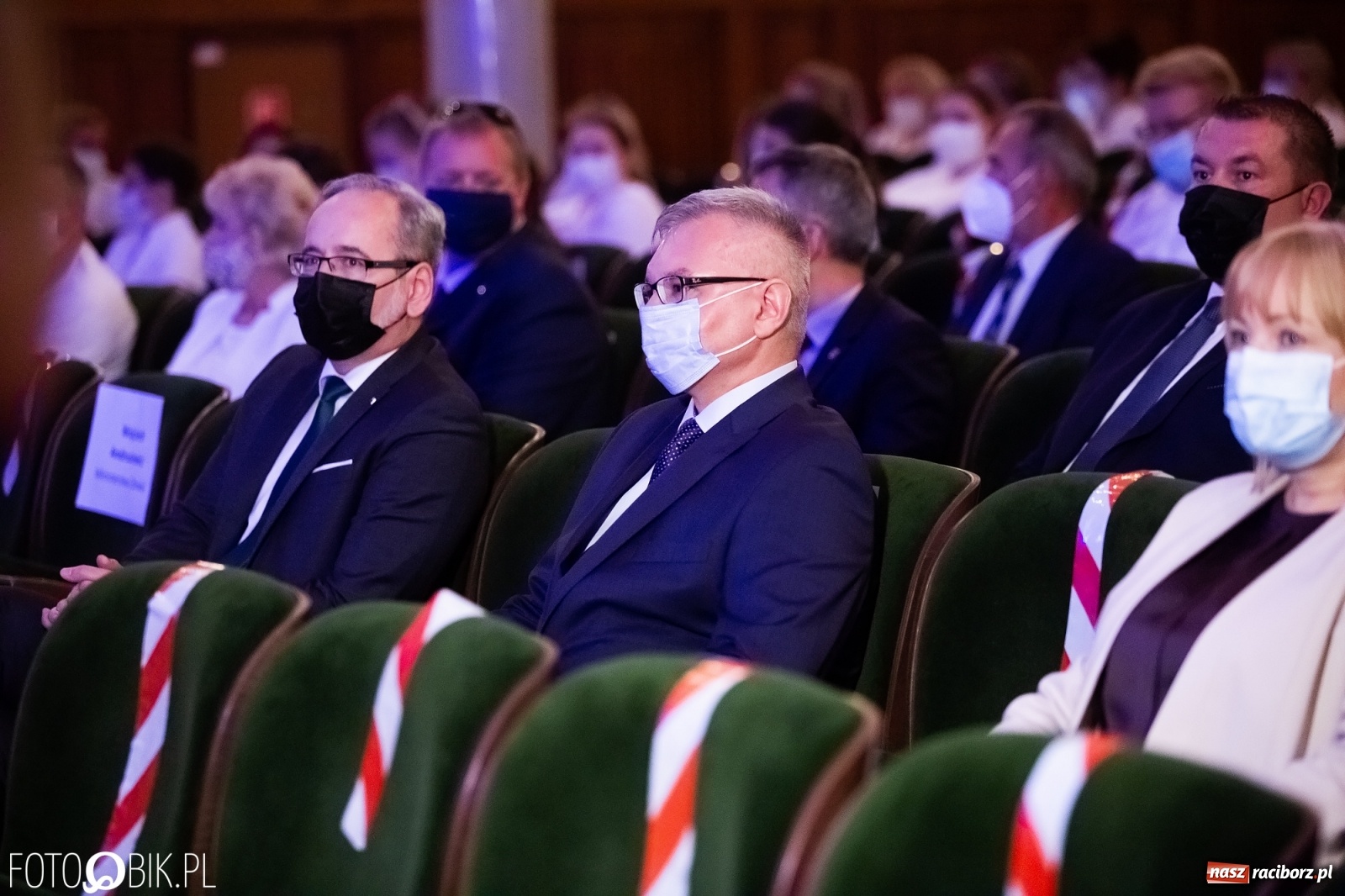 Zdjęcie w galerii na portalu naszraciborz.pl: Czepkowanie w raciborskiej PWSZ z udziałem ministra zdrowia wiadomości z regionu