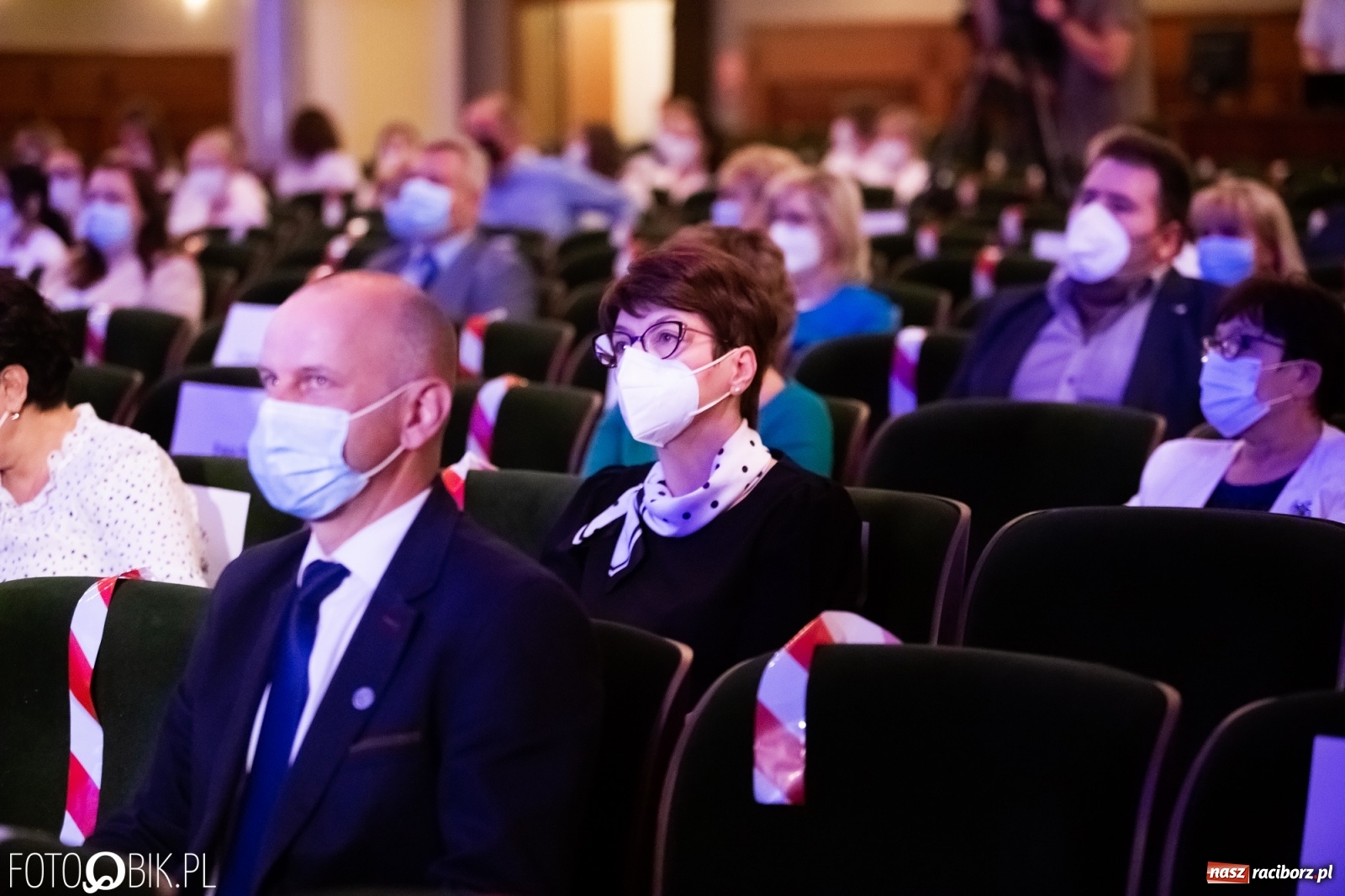 Zdjęcie w galerii na portalu naszraciborz.pl: Czepkowanie w raciborskiej PWSZ z udziałem ministra zdrowia wiadomości z regionu