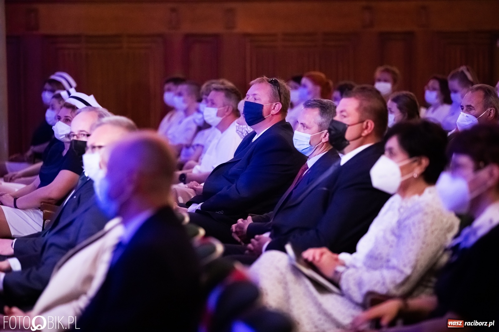 Zdjęcie w galerii na portalu naszraciborz.pl: Czepkowanie w raciborskiej PWSZ z udziałem ministra zdrowia wiadomości z regionu