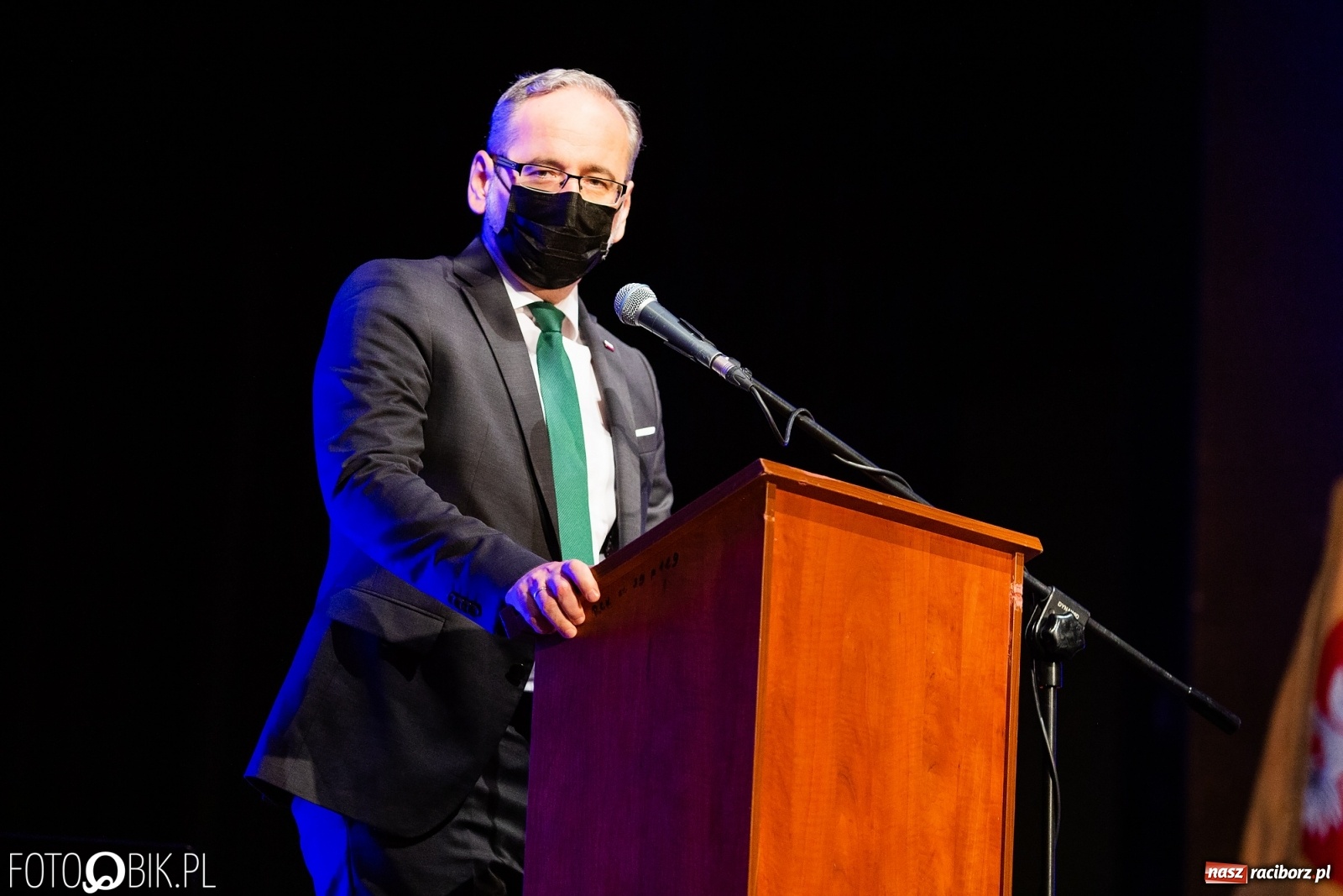 Zdjęcie w galerii na portalu naszraciborz.pl: Czepkowanie w raciborskiej PWSZ z udziałem ministra zdrowia wiadomości z regionu