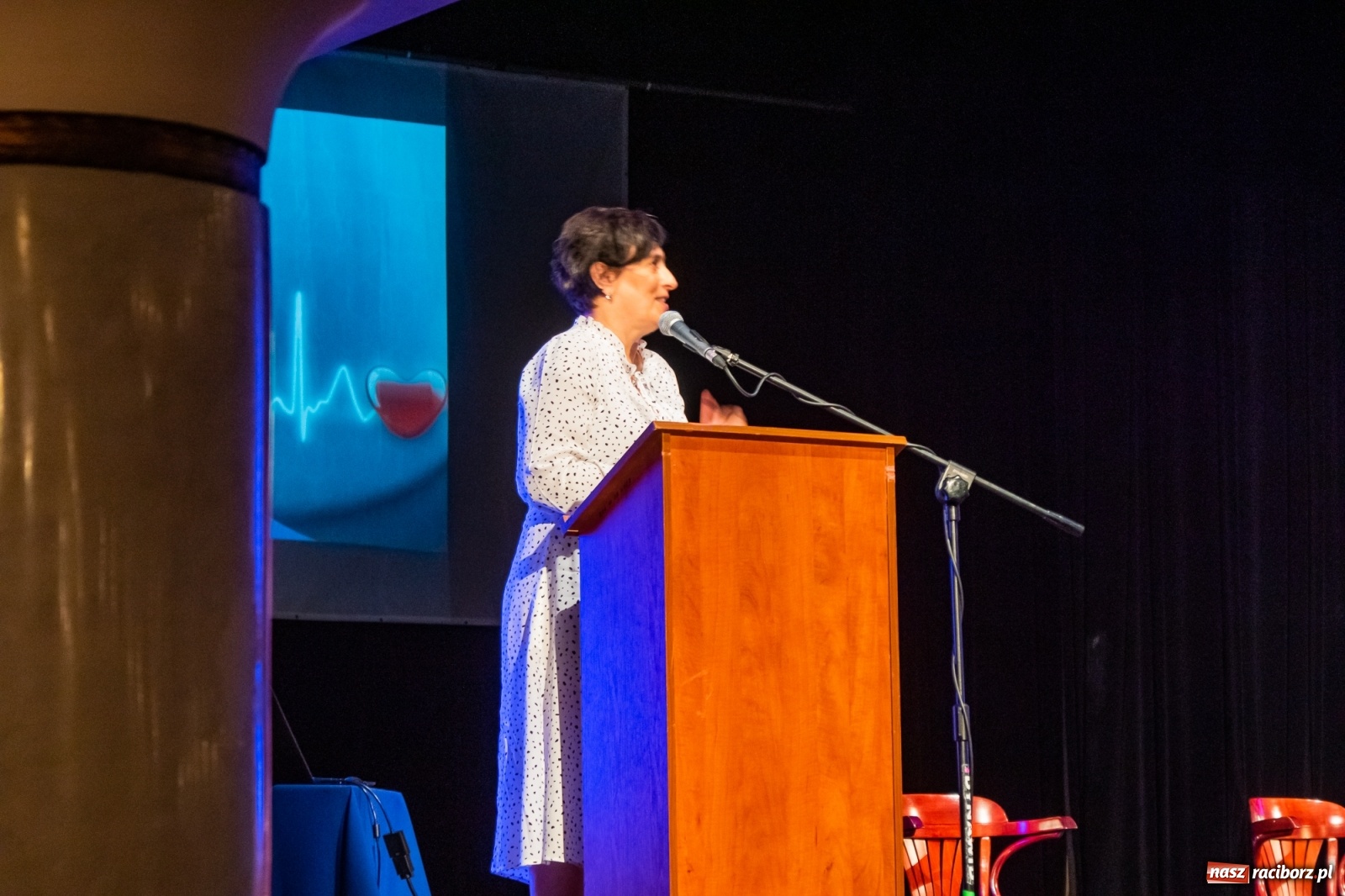 Zdjęcie w galerii na portalu naszraciborz.pl: Czepkowanie w raciborskiej PWSZ z udziałem ministra zdrowia wiadomości z regionu