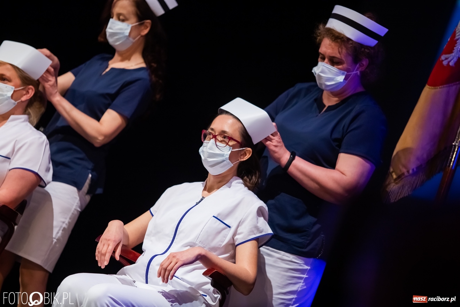 Zdjęcie w galerii na portalu naszraciborz.pl: Czepkowanie w raciborskiej PWSZ z udziałem ministra zdrowia wiadomości z regionu