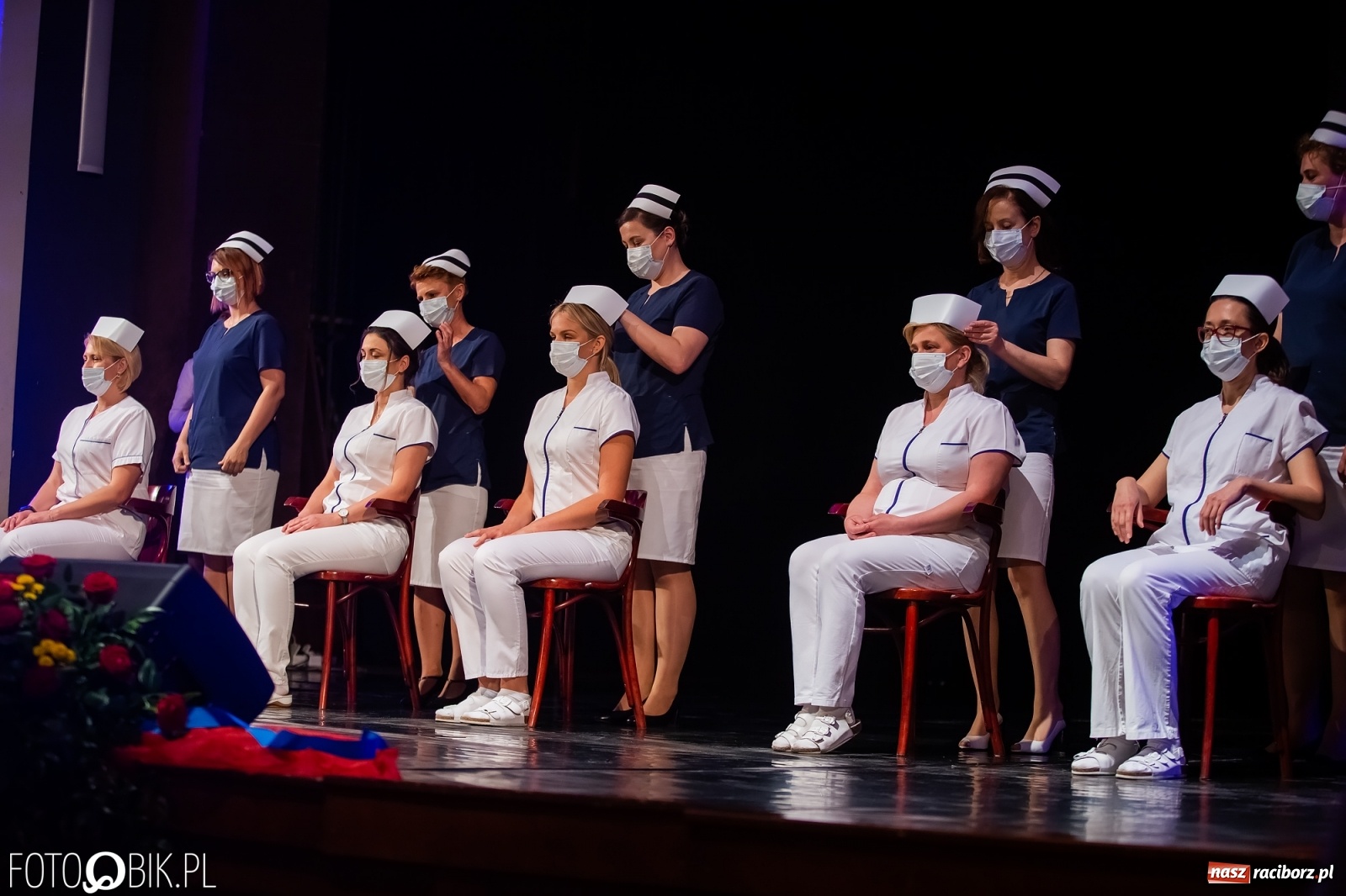 Zdjęcie w galerii na portalu naszraciborz.pl: Czepkowanie w raciborskiej PWSZ z udziałem ministra zdrowia wiadomości z regionu