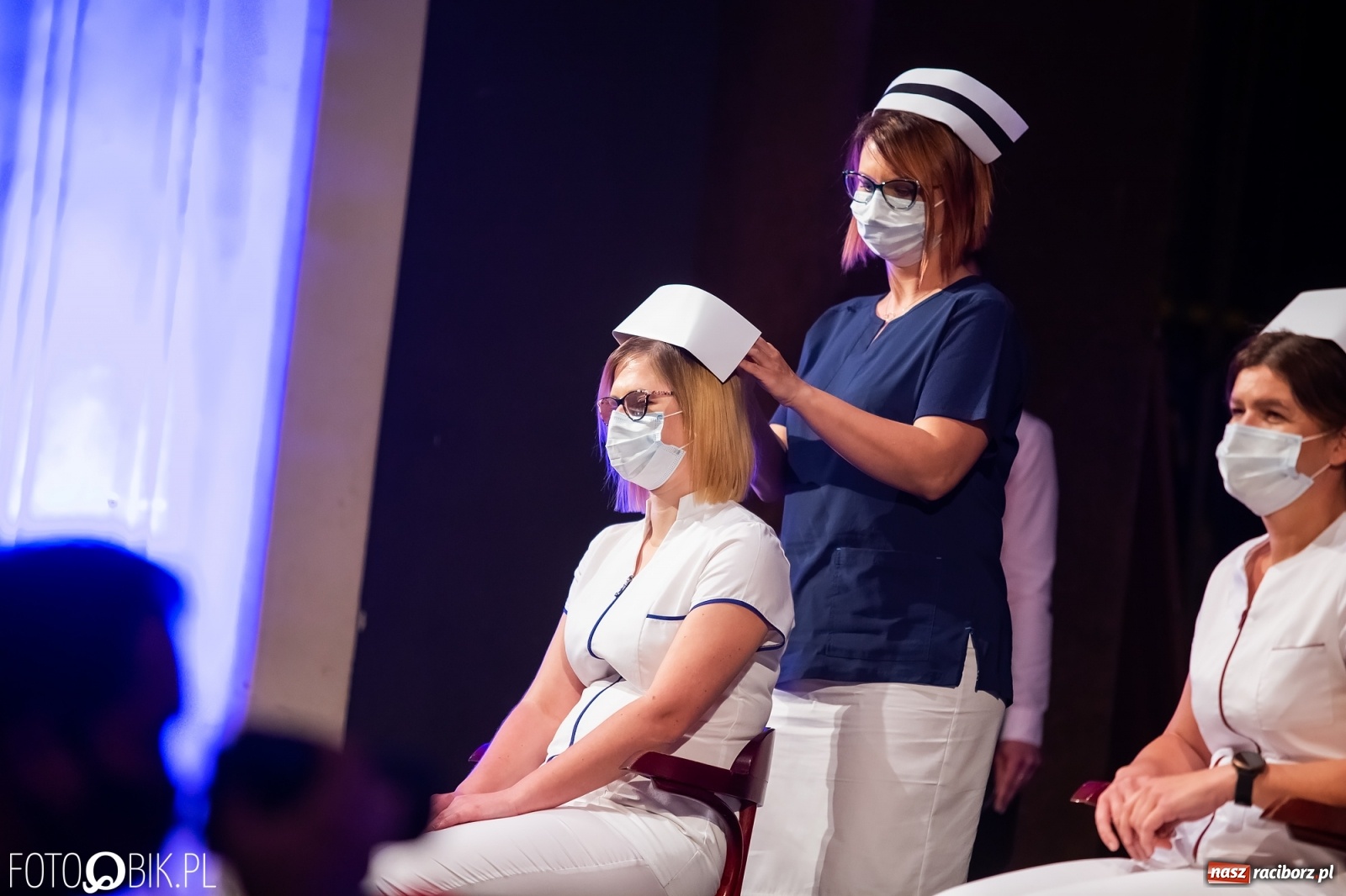 Zdjęcie w galerii na portalu naszraciborz.pl: Czepkowanie w raciborskiej PWSZ z udziałem ministra zdrowia wiadomości z regionu