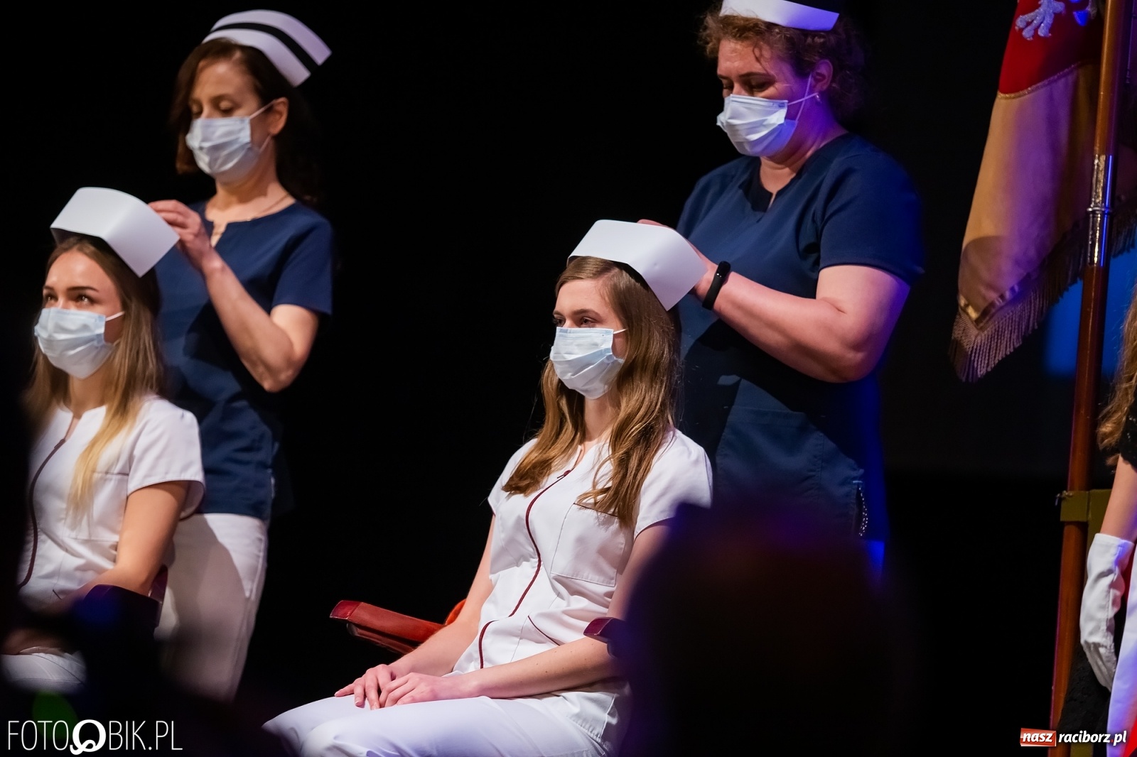 Zdjęcie w galerii na portalu naszraciborz.pl: Czepkowanie w raciborskiej PWSZ z udziałem ministra zdrowia wiadomości z regionu