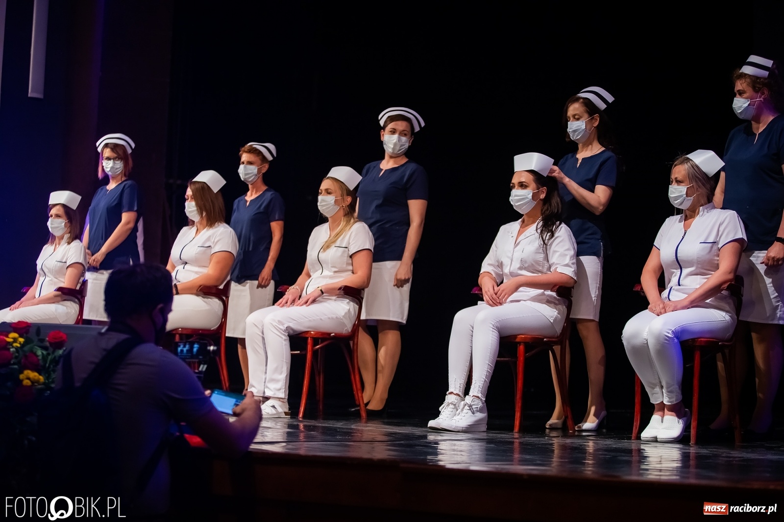 Zdjęcie w galerii na portalu naszraciborz.pl: Czepkowanie w raciborskiej PWSZ z udziałem ministra zdrowia wiadomości z regionu