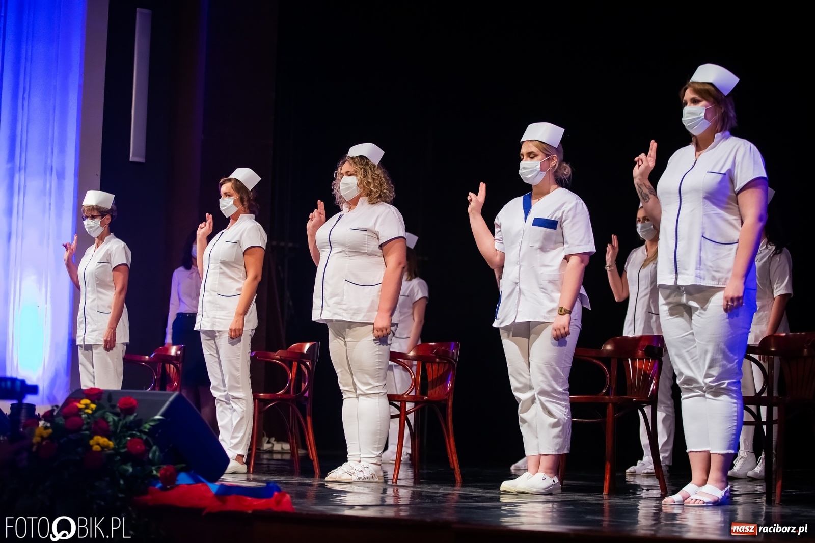 Zdjęcie w galerii na portalu naszraciborz.pl: Czepkowanie w raciborskiej PWSZ z udziałem ministra zdrowia wiadomości z regionu