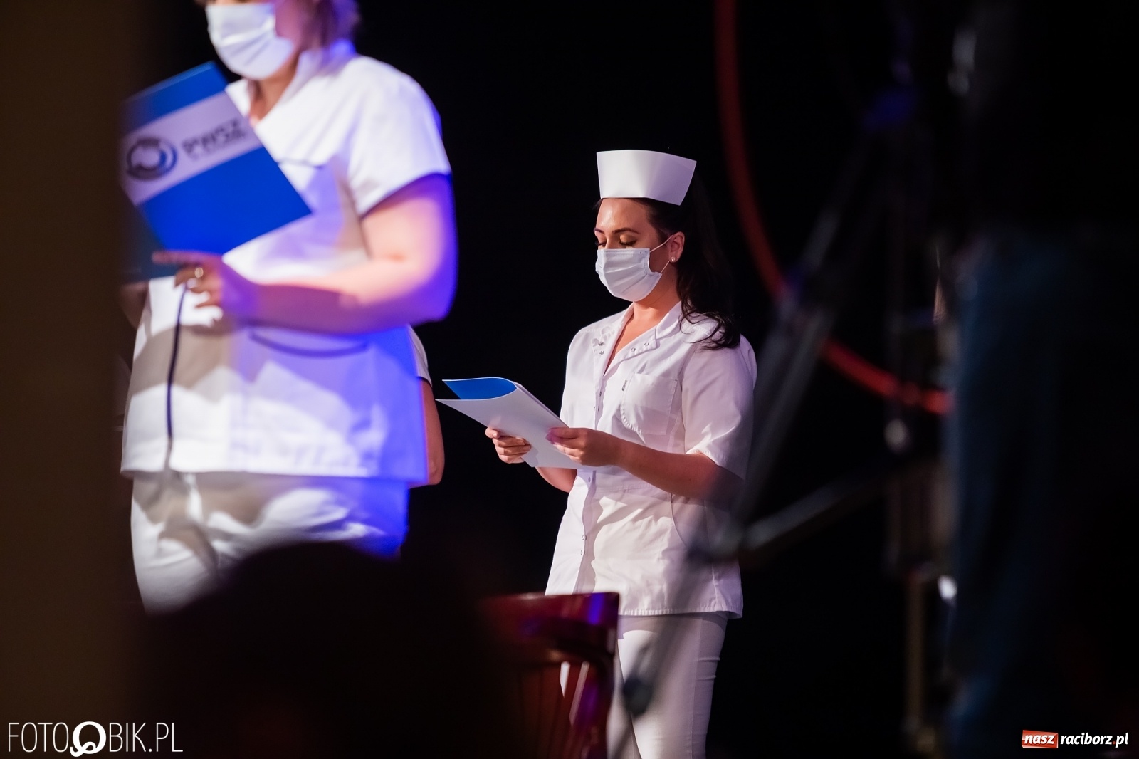 Zdjęcie w galerii na portalu naszraciborz.pl: Czepkowanie w raciborskiej PWSZ z udziałem ministra zdrowia wiadomości z regionu