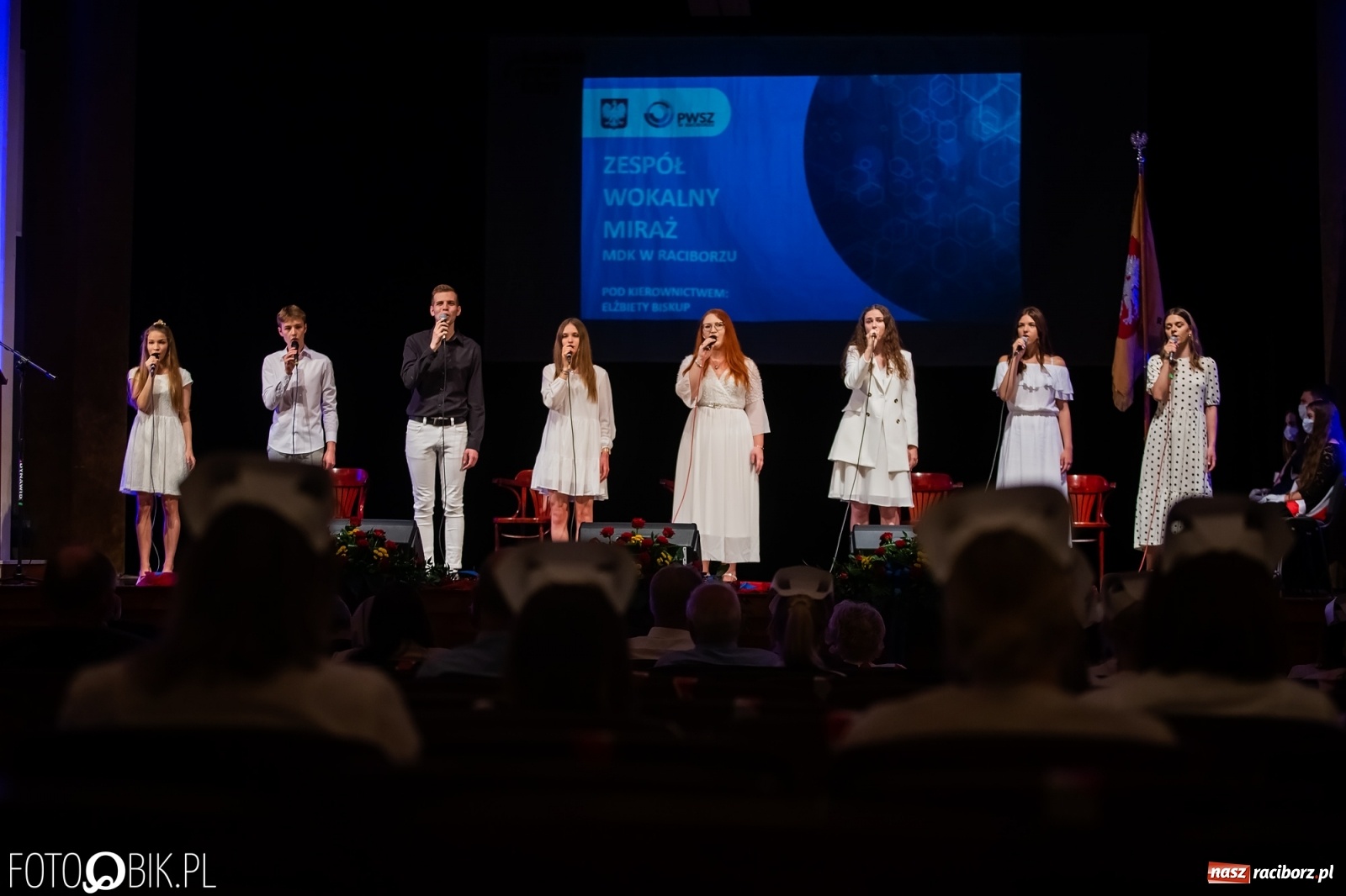 Zdjęcie w galerii na portalu naszraciborz.pl: Czepkowanie w raciborskiej PWSZ z udziałem ministra zdrowia wiadomości z regionu