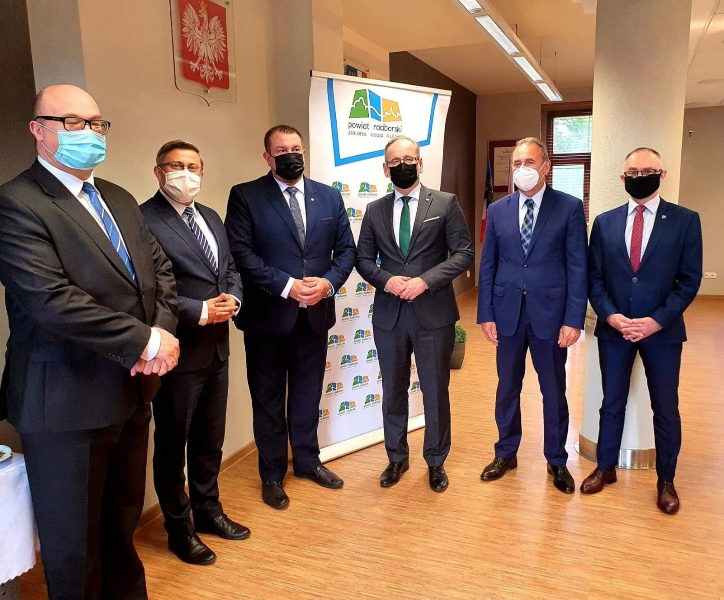 Zdjęcie w galerii na portalu naszraciborz.pl: Odmrożenie, kontrakt, SOR - minister na rozmowach w starostwie wiadomości z regionu