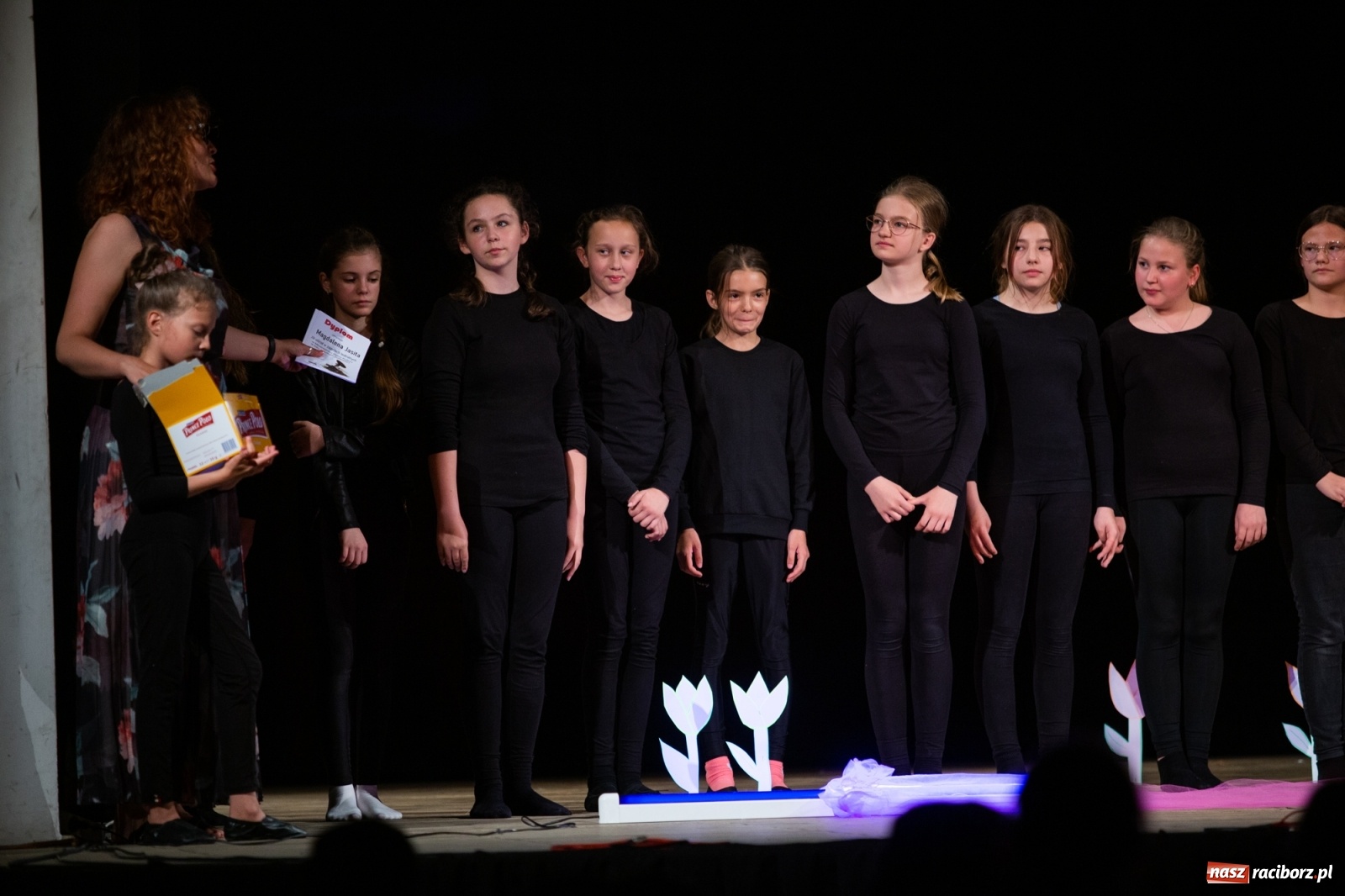 Zdjęcie w galerii na portalu naszraciborz.pl: Czwarta Ściana II na deskach sceny DK Strzecha wiadomości z regionu