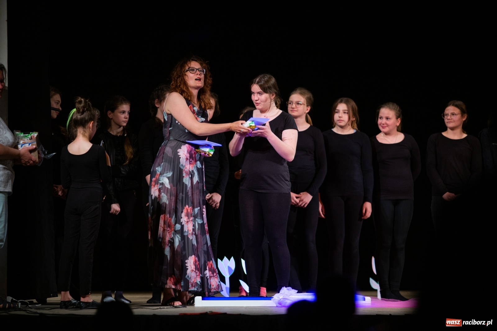 Zdjęcie w galerii na portalu naszraciborz.pl: Czwarta Ściana II na deskach sceny DK Strzecha wiadomości z regionu