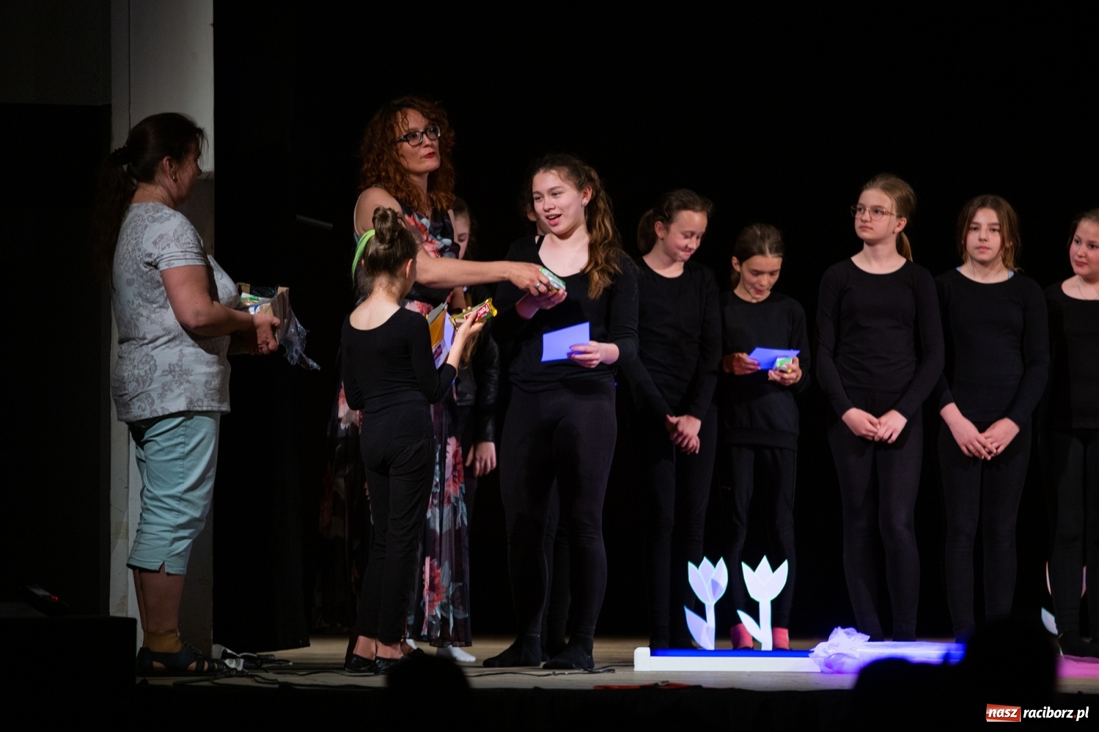 Zdjęcie w galerii na portalu naszraciborz.pl: Czwarta Ściana II na deskach sceny DK Strzecha wiadomości z regionu