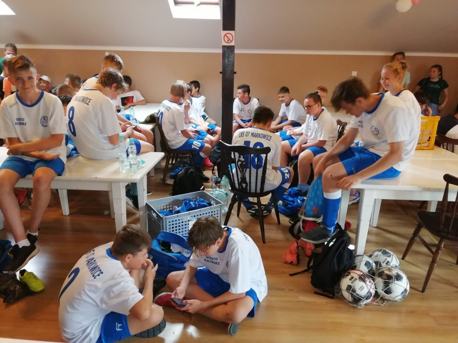 Zdjęcie w galerii na portalu naszraciborz.pl: Podium piłkarzy LKS 07 Markowice na turnieju w Puńcowie wiadomości z regionu