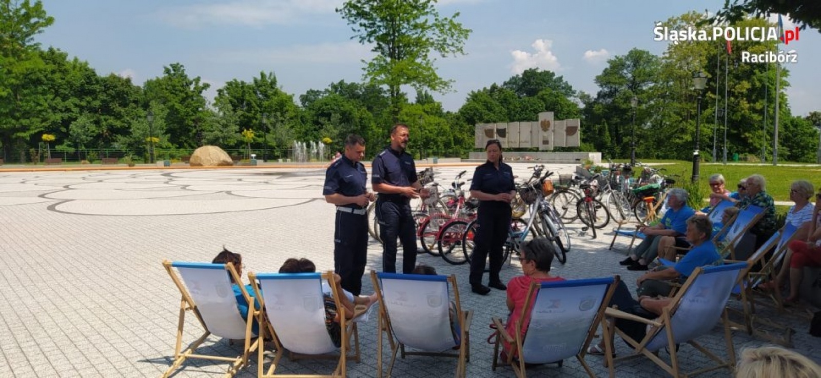 Zdjęcie w galerii na portalu naszraciborz.pl: Akcja Świadomy senior zawitała do Kuźni Raciborskiej wiadomości z regionu