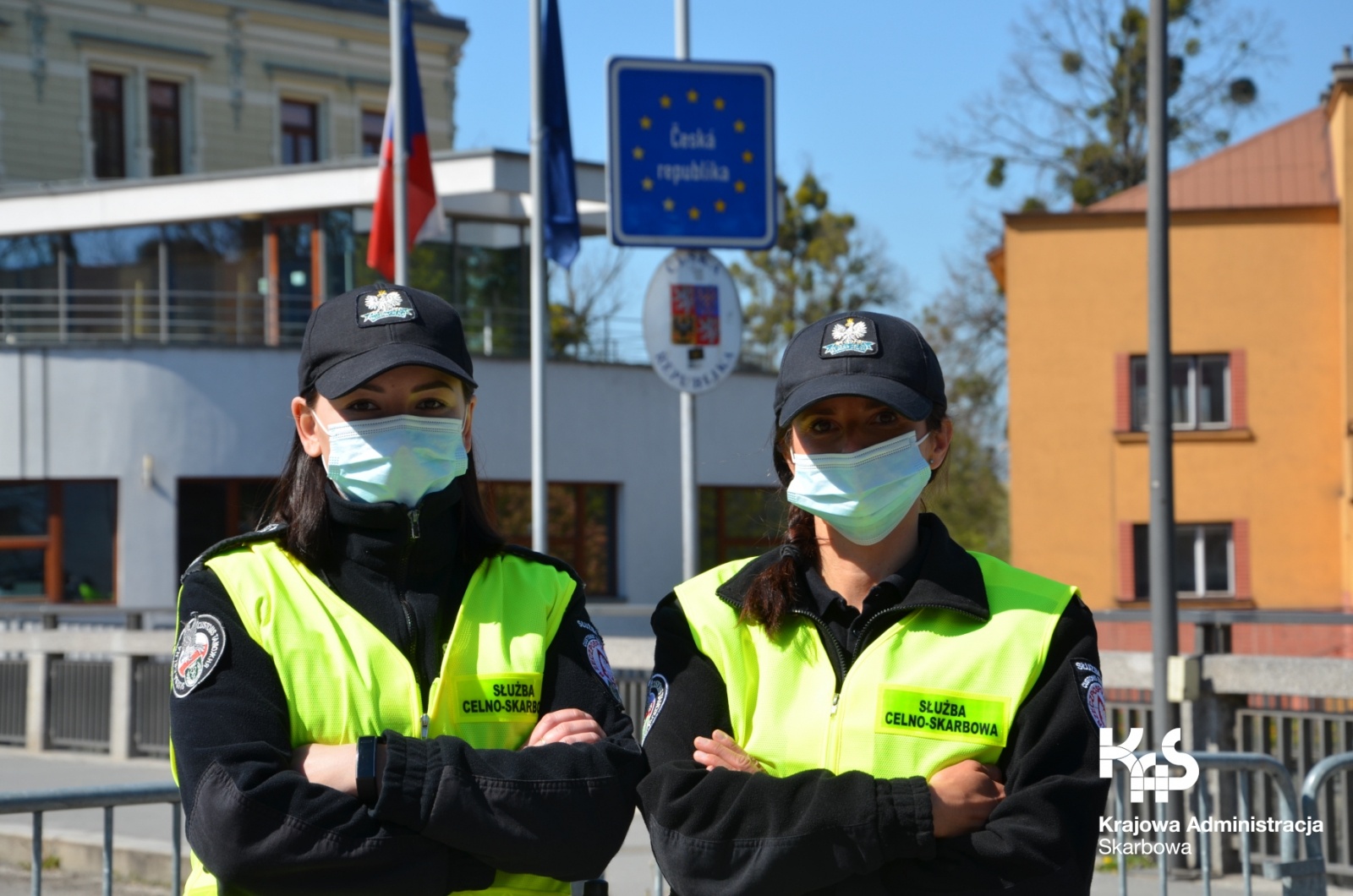 Zdjęcie w galerii na portalu naszraciborz.pl: Śląska KAS chce przyjąć 50 funkcjonariuszy. Sprawdź, ile płaci na start wiadomości z regionu
