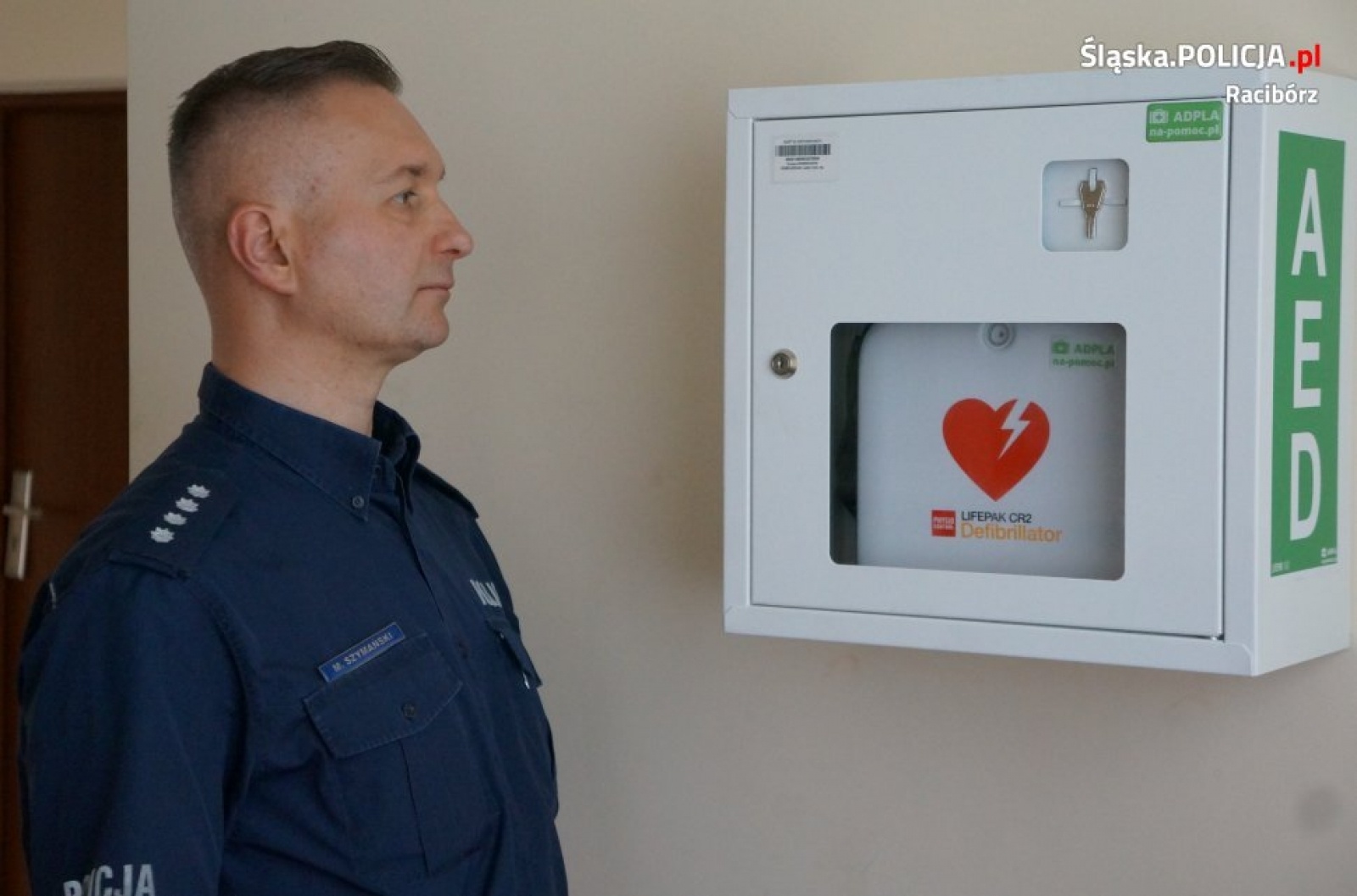 Zdjęcie w galerii na portalu naszraciborz.pl: W raciborskiej komendzie jest już defibrylator AED wiadomości z regionu