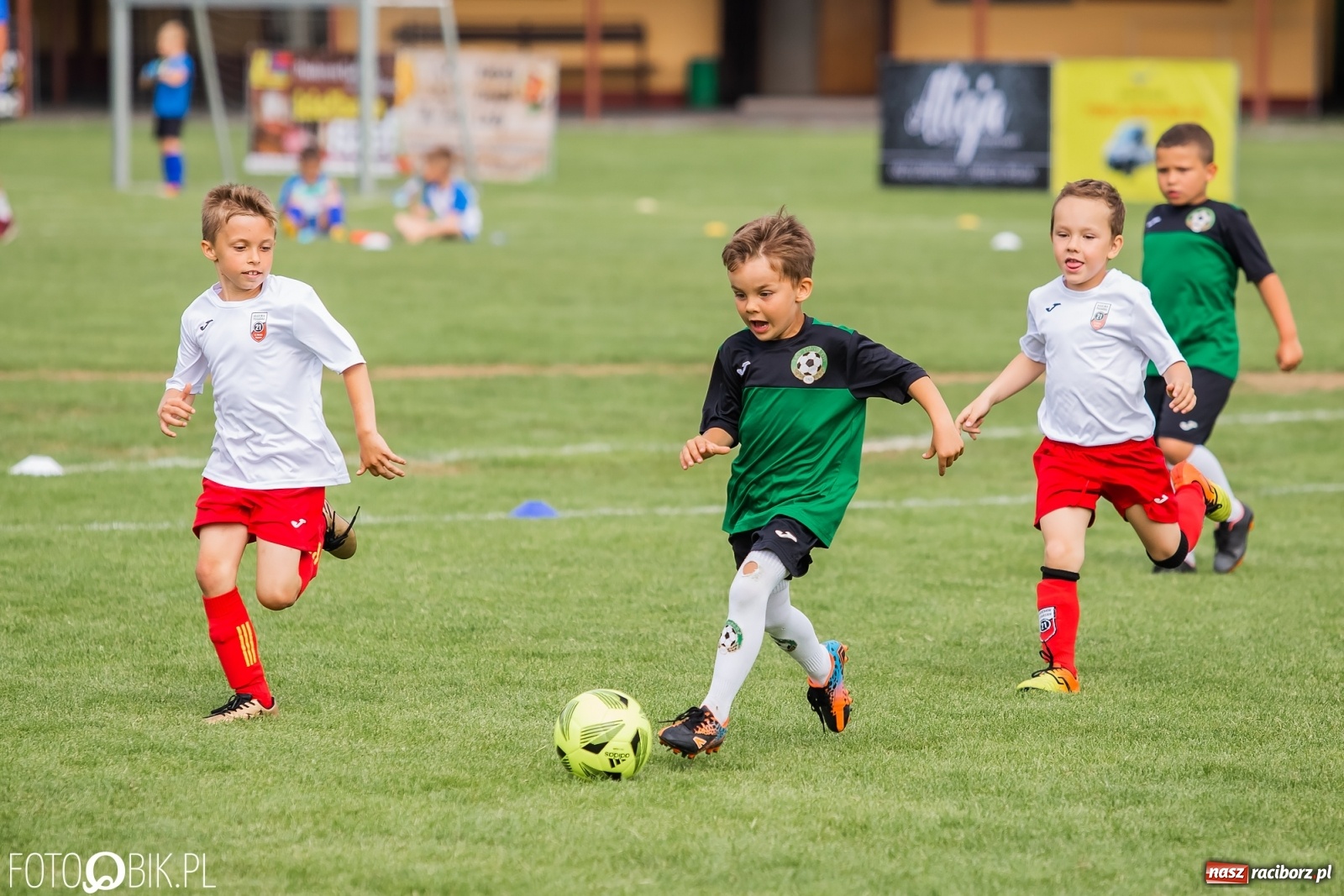 Zdjęcie w galerii na portalu naszraciborz.pl: Piłkarska rywalizacja rocznika 2014 w Tworków Cup [FOTO] wiadomości z regionu