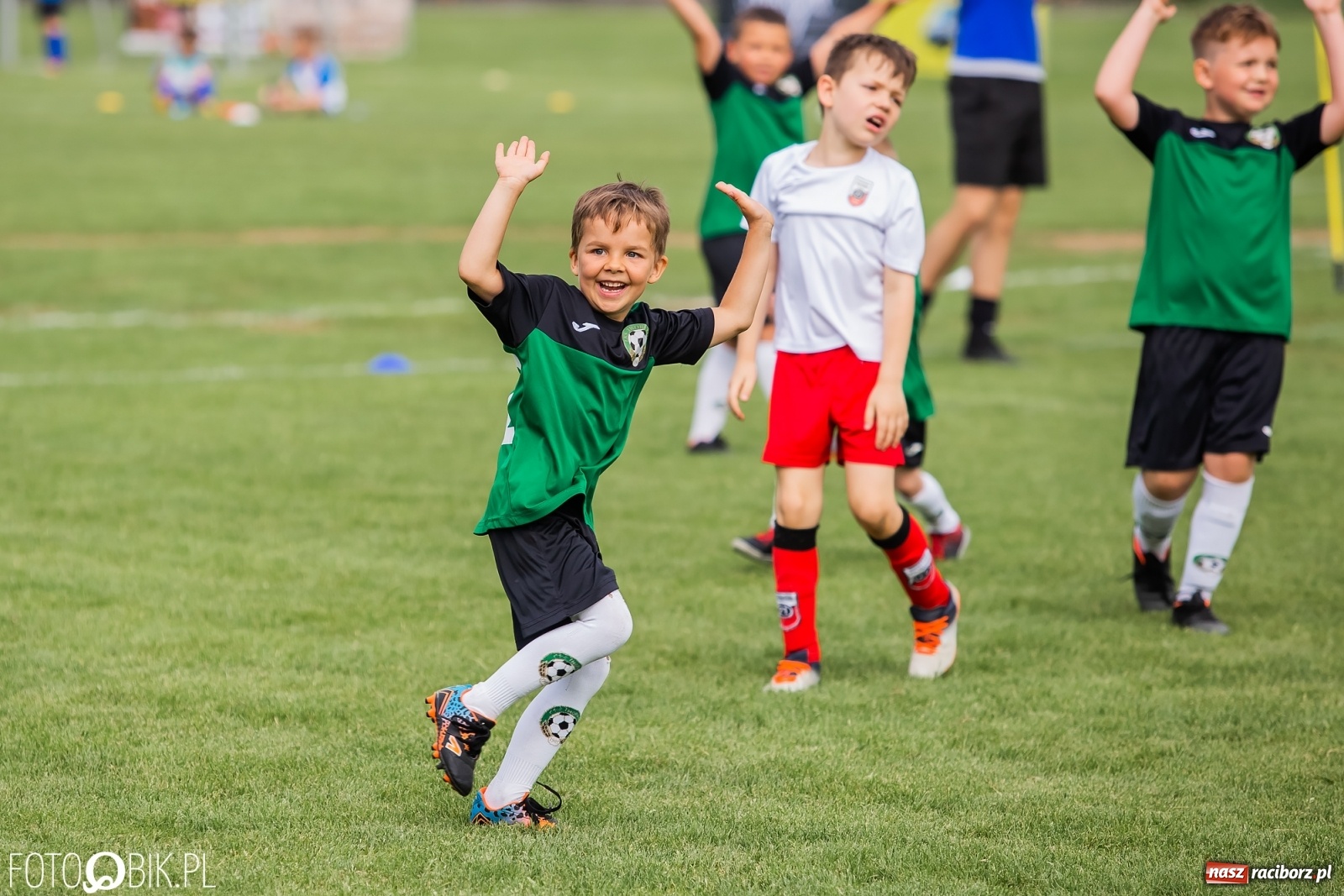 Zdjęcie w galerii na portalu naszraciborz.pl: Piłkarska rywalizacja rocznika 2014 w Tworków Cup [FOTO] wiadomości z regionu
