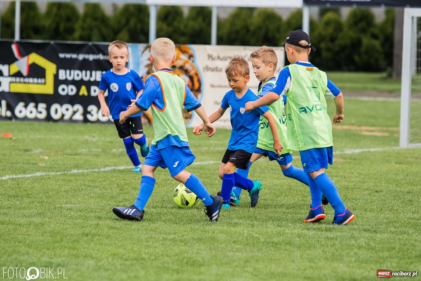 Zdjęcie w galerii na portalu naszraciborz.pl: Piłkarska rywalizacja rocznika 2014 w Tworków Cup [FOTO] wiadomości z regionu