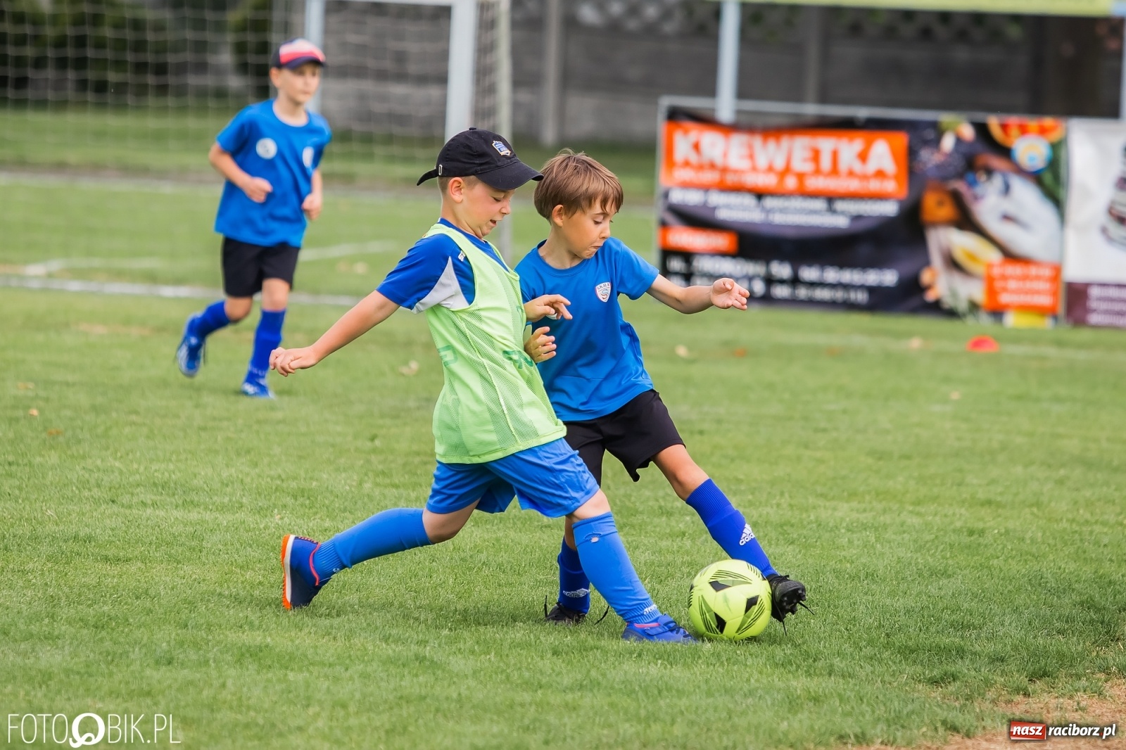 Zdjęcie w galerii na portalu naszraciborz.pl: Piłkarska rywalizacja rocznika 2014 w Tworków Cup [FOTO] wiadomości z regionu