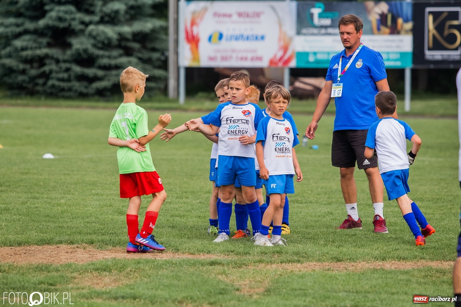 Zdjęcie w galerii na portalu naszraciborz.pl: Piłkarska rywalizacja rocznika 2014 w Tworków Cup [FOTO] wiadomości z regionu