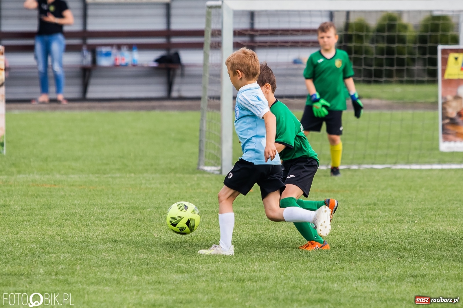 Zdjęcie w galerii na portalu naszraciborz.pl: Piłkarska rywalizacja rocznika 2014 w Tworków Cup [FOTO] wiadomości z regionu