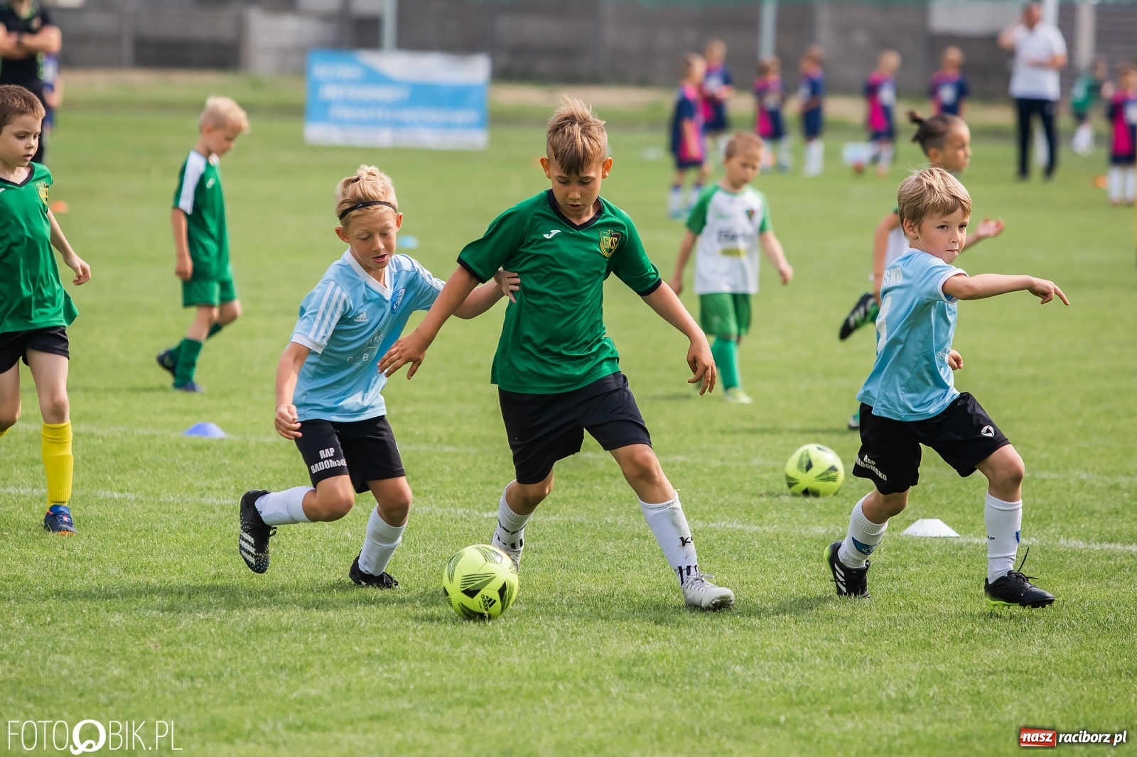 Zdjęcie w galerii na portalu naszraciborz.pl: Piłkarska rywalizacja rocznika 2014 w Tworków Cup [FOTO] wiadomości z regionu