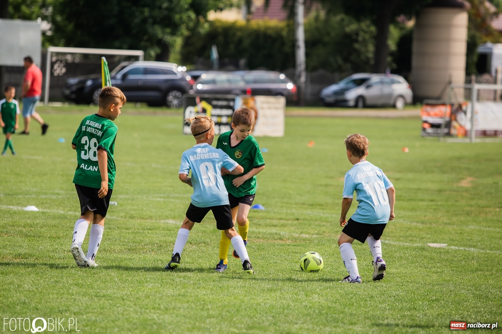 Zdjęcie w galerii na portalu naszraciborz.pl: Piłkarska rywalizacja rocznika 2014 w Tworków Cup [FOTO] wiadomości z regionu