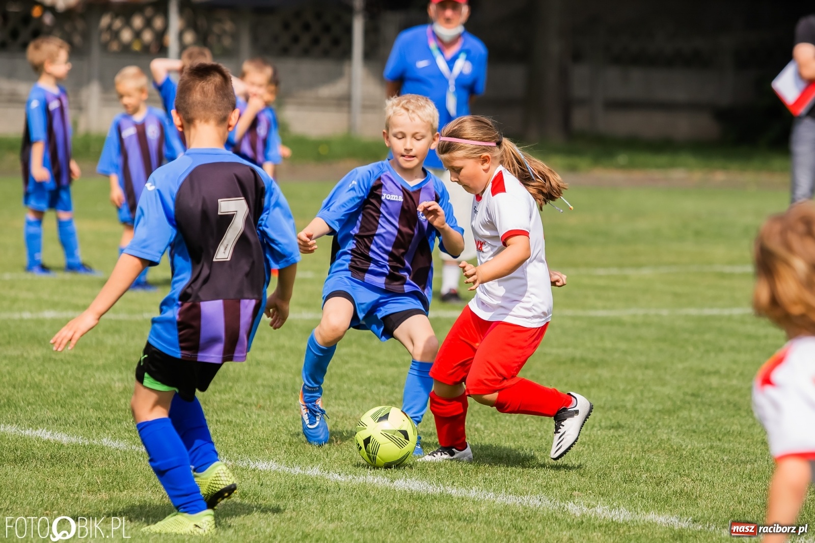Zdjęcie w galerii na portalu naszraciborz.pl: Piłkarska rywalizacja rocznika 2014 w Tworków Cup [FOTO] wiadomości z regionu